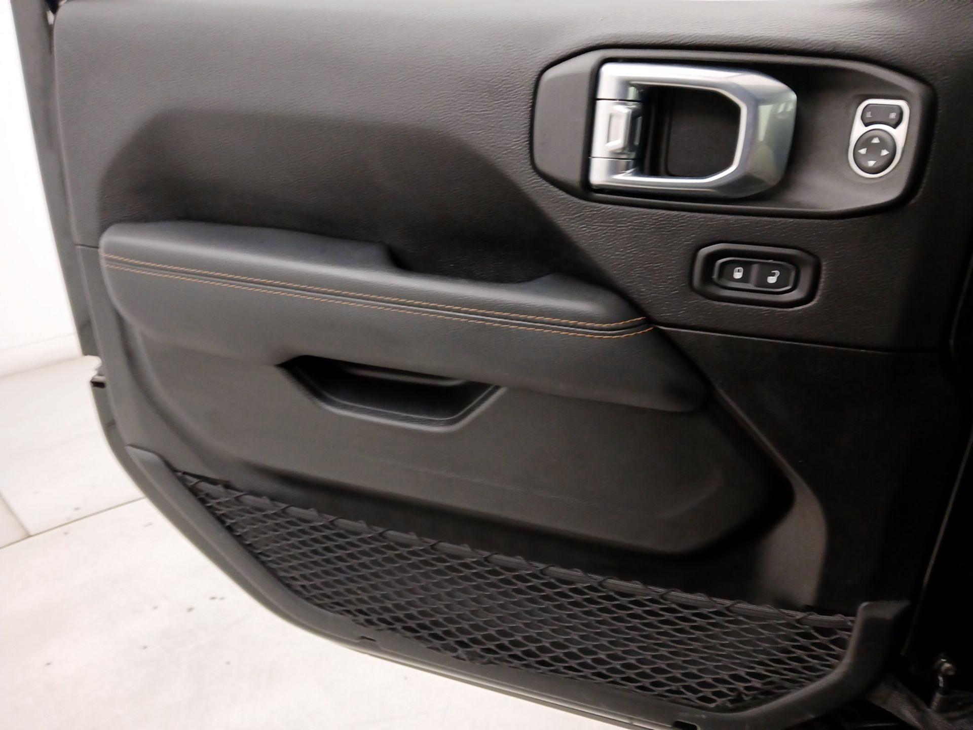 Thumbnail: 2021 Jeep Wrangler - 12