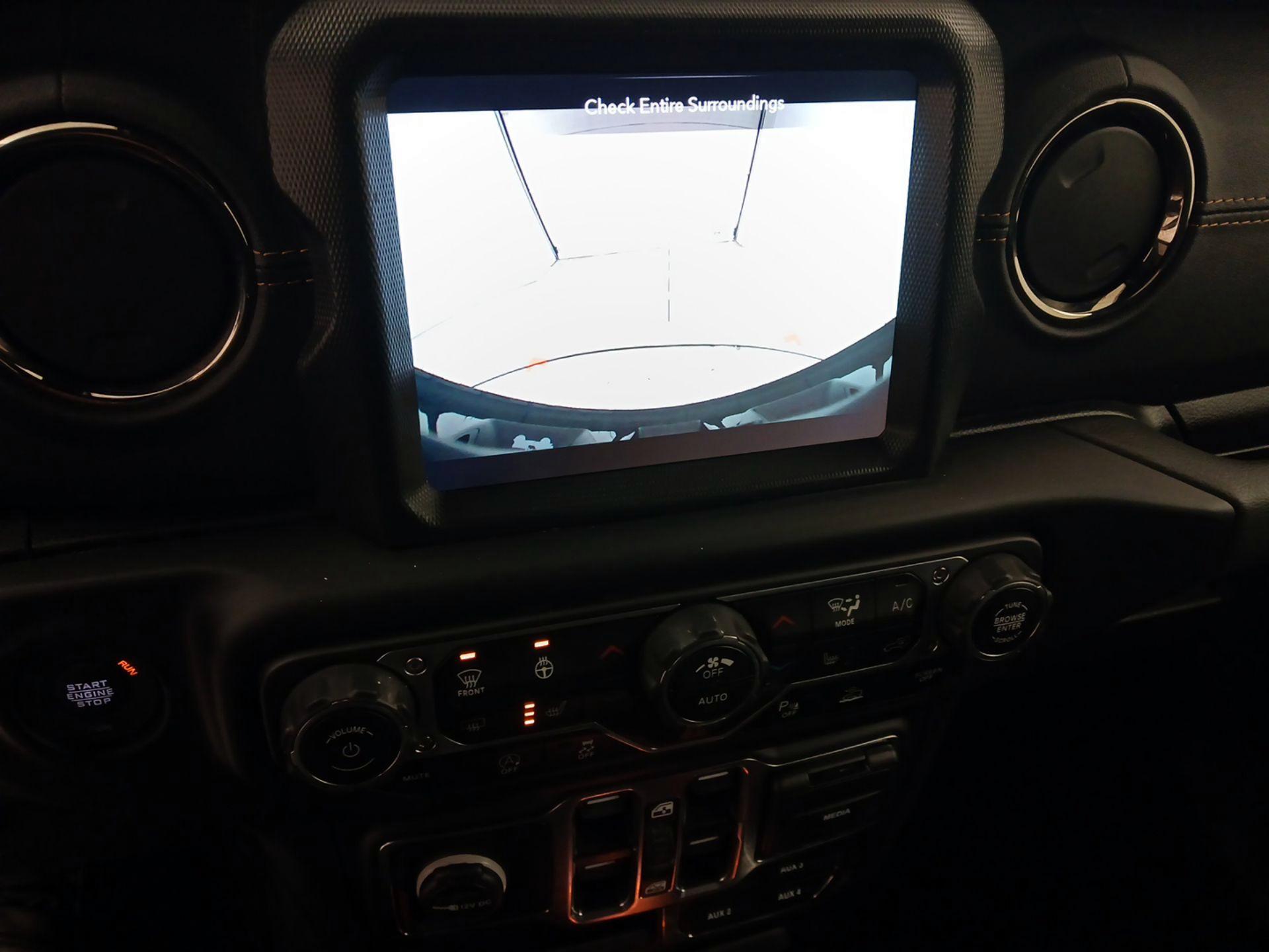 Thumbnail: 2021 Jeep Wrangler - 15