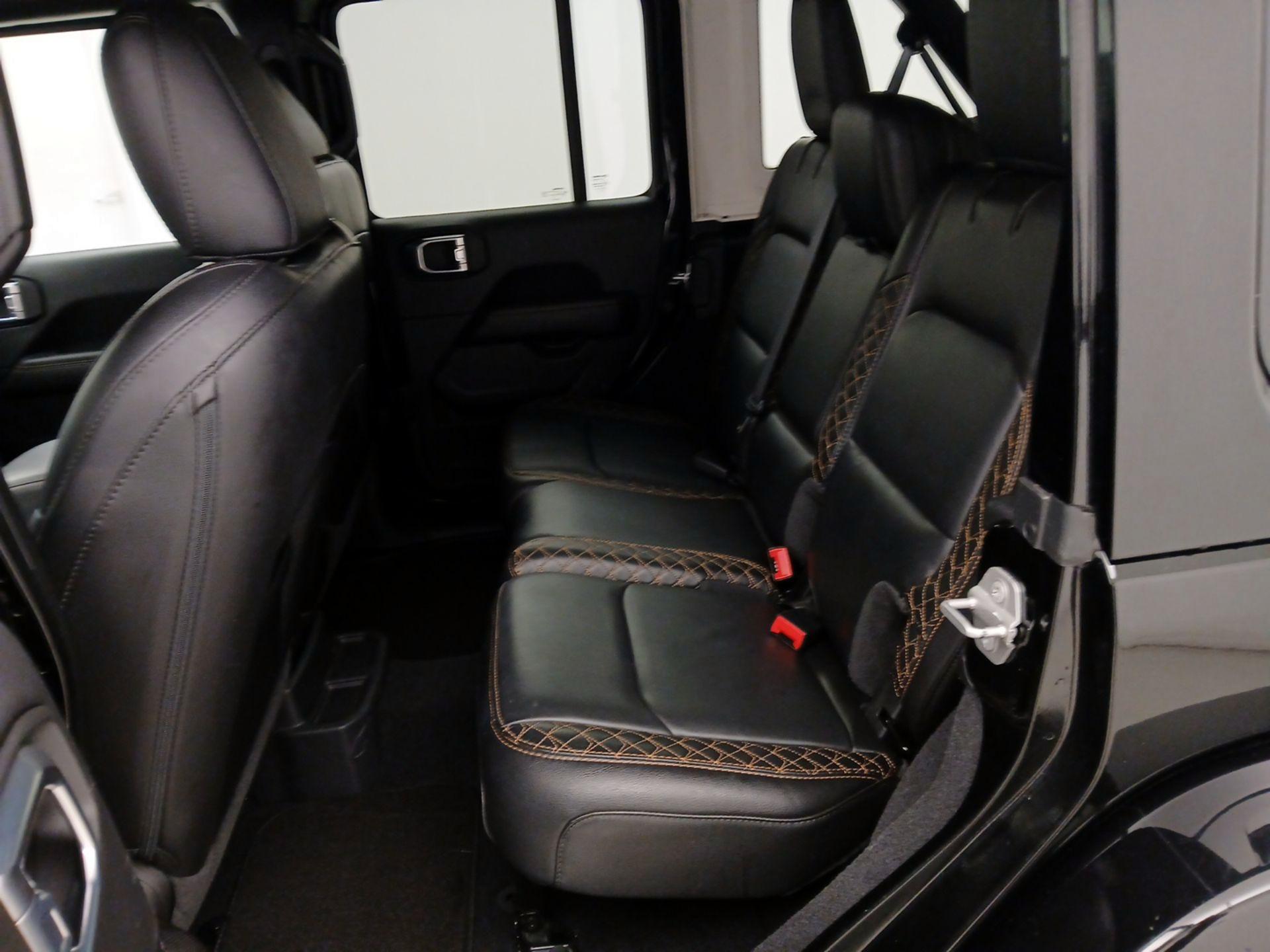 Thumbnail: 2021 Jeep Wrangler - 20