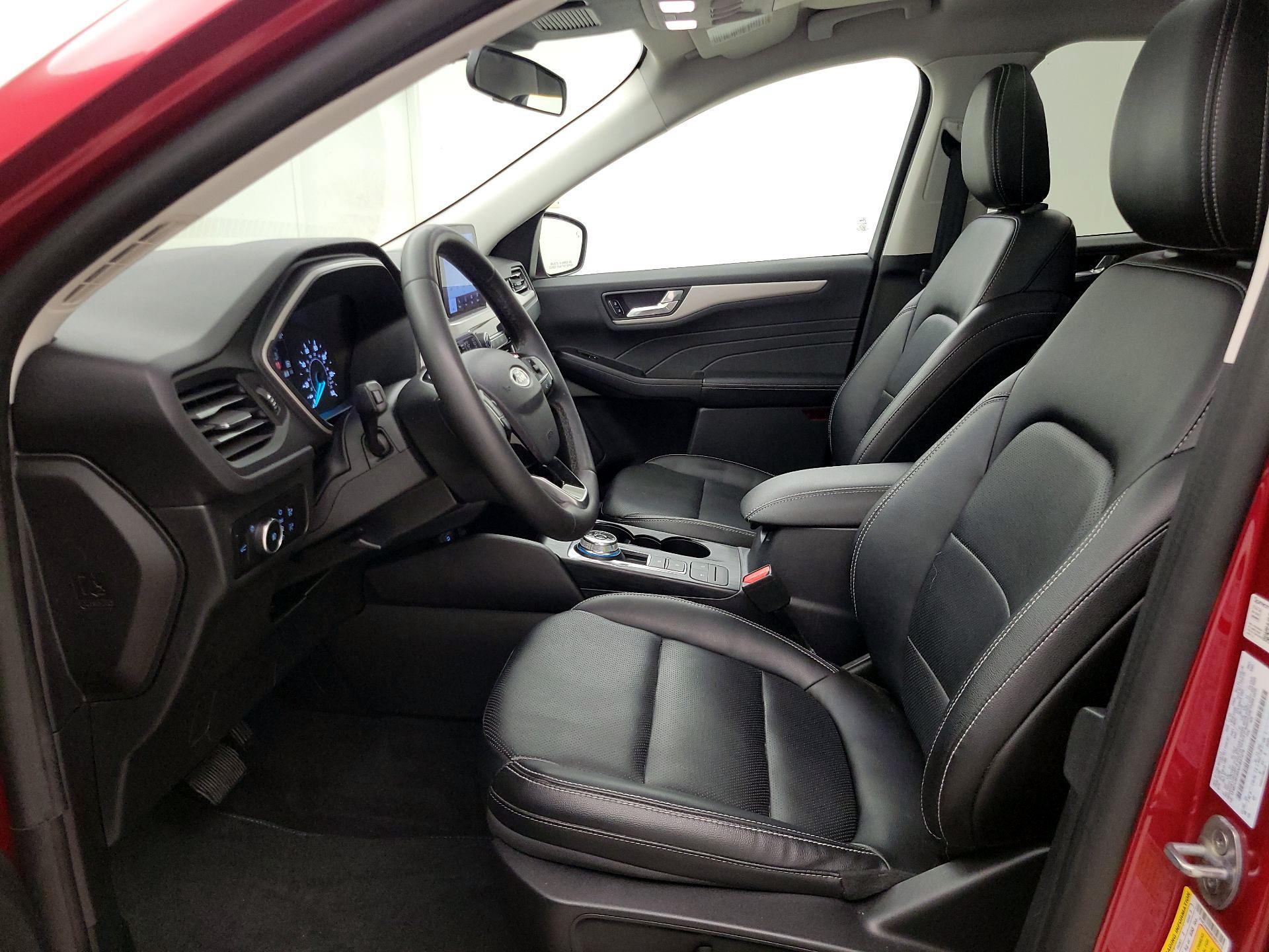 Thumbnail: 2022 Ford Escape - 11