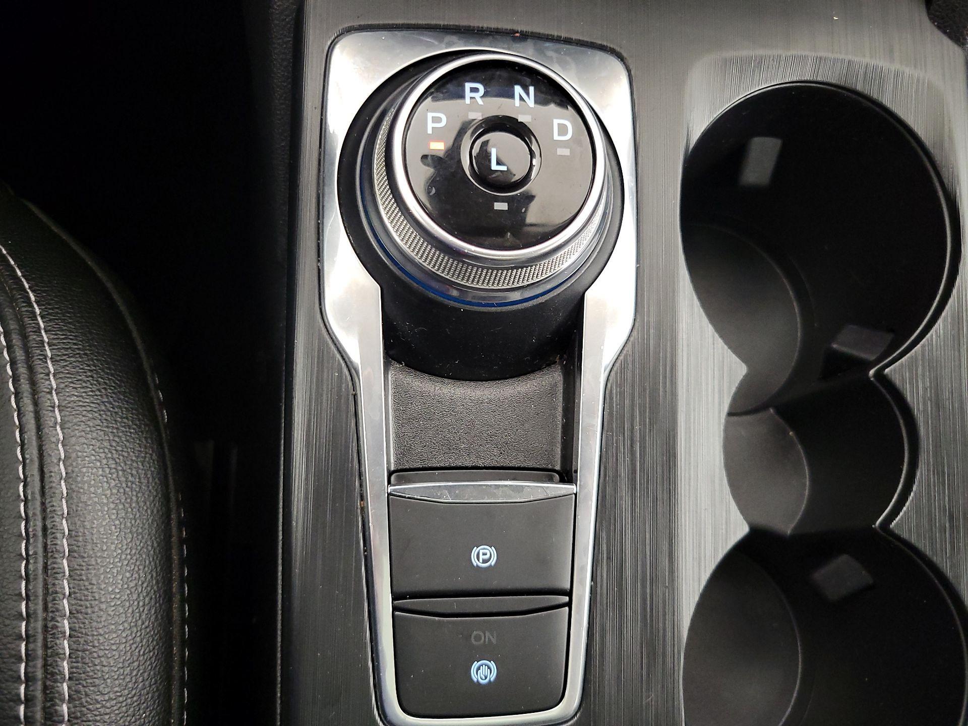 Thumbnail: 2022 Ford Escape - 17