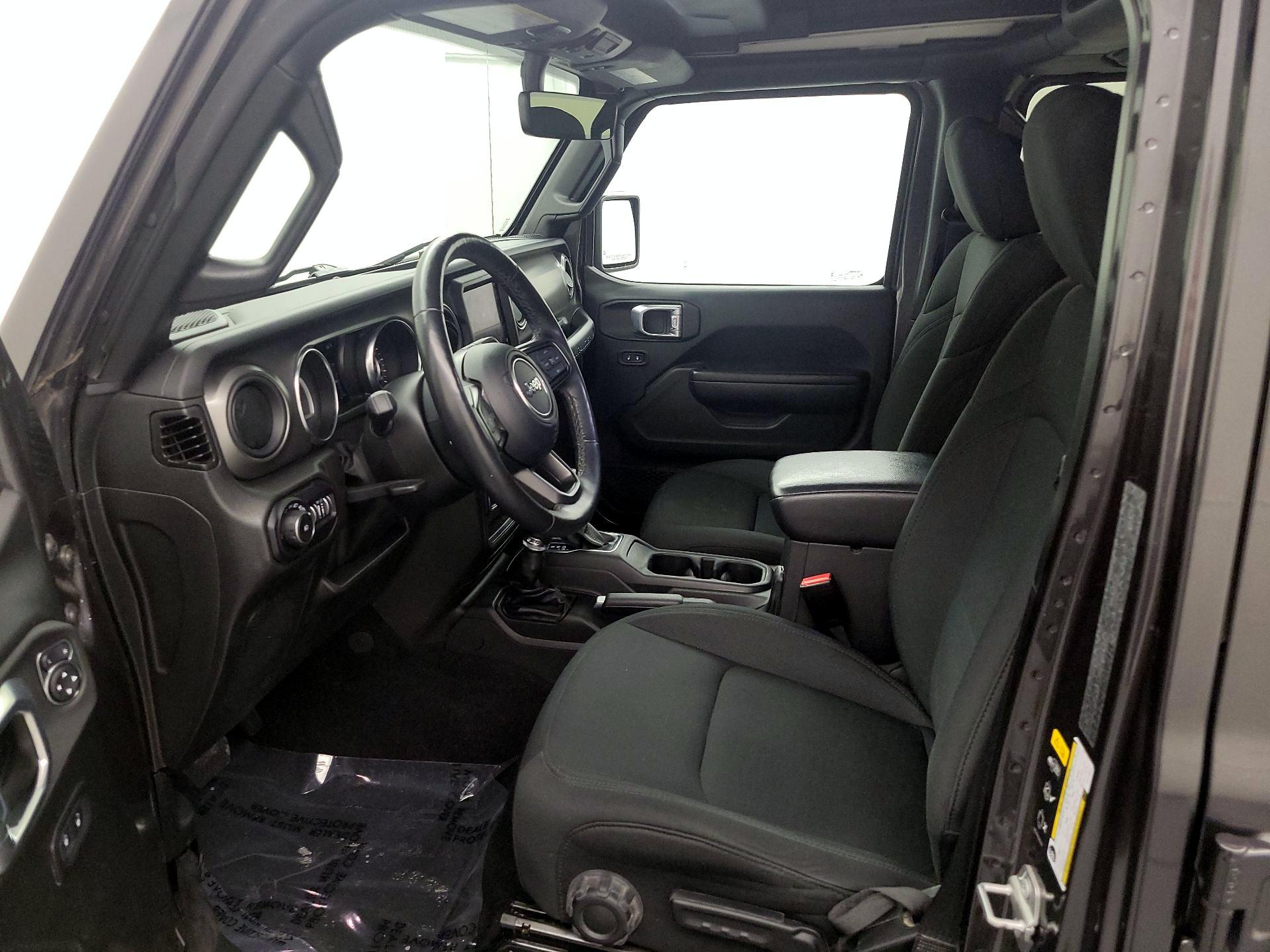 Thumbnail: 2022 Jeep Wrangler - 11