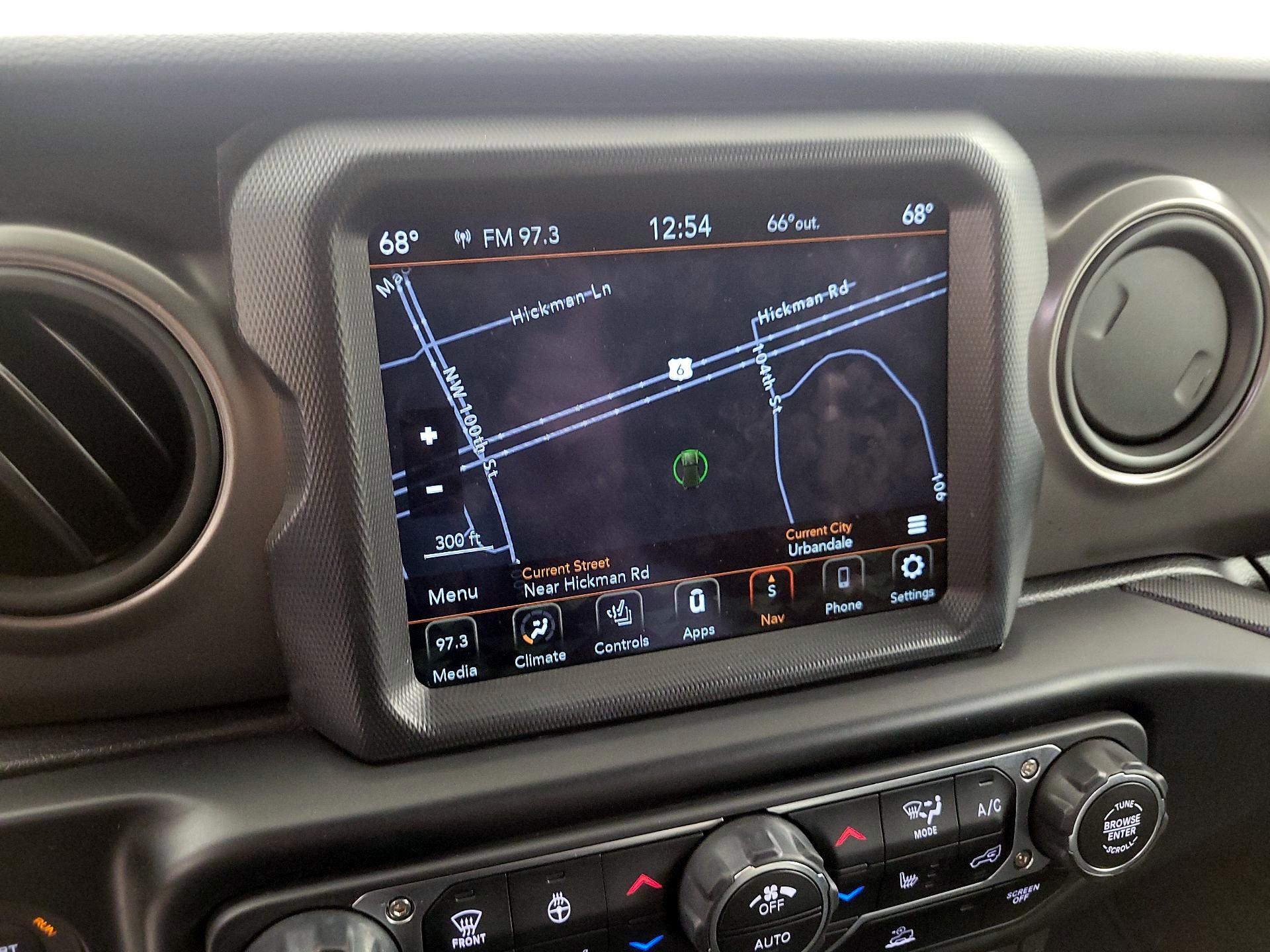 Thumbnail: 2022 Jeep Wrangler - 14