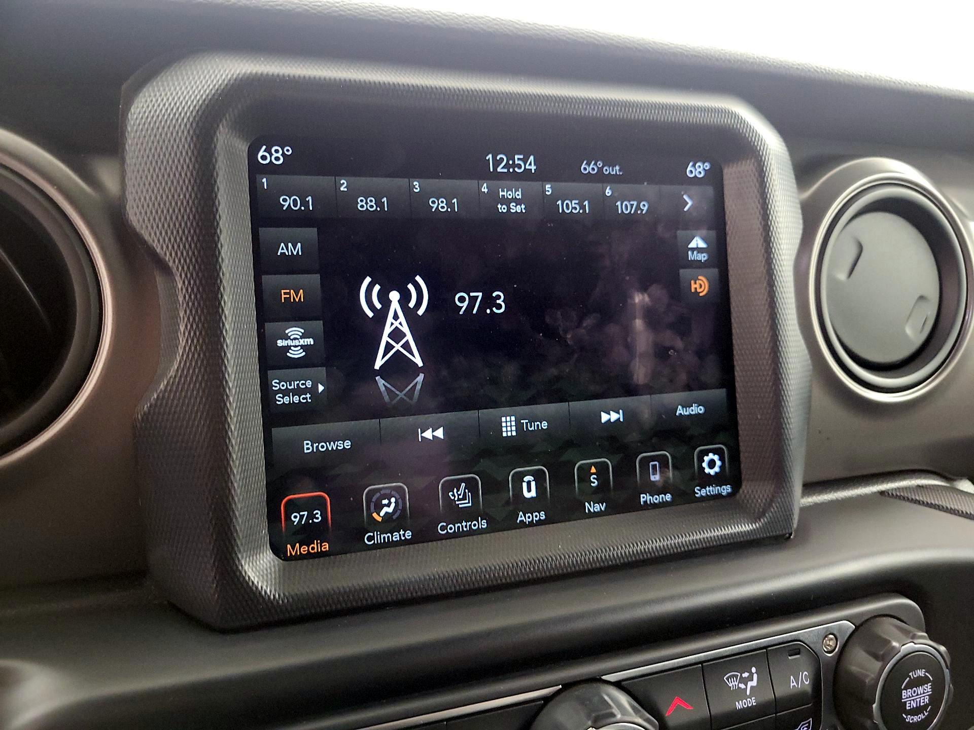 Thumbnail: 2022 Jeep Wrangler - 16