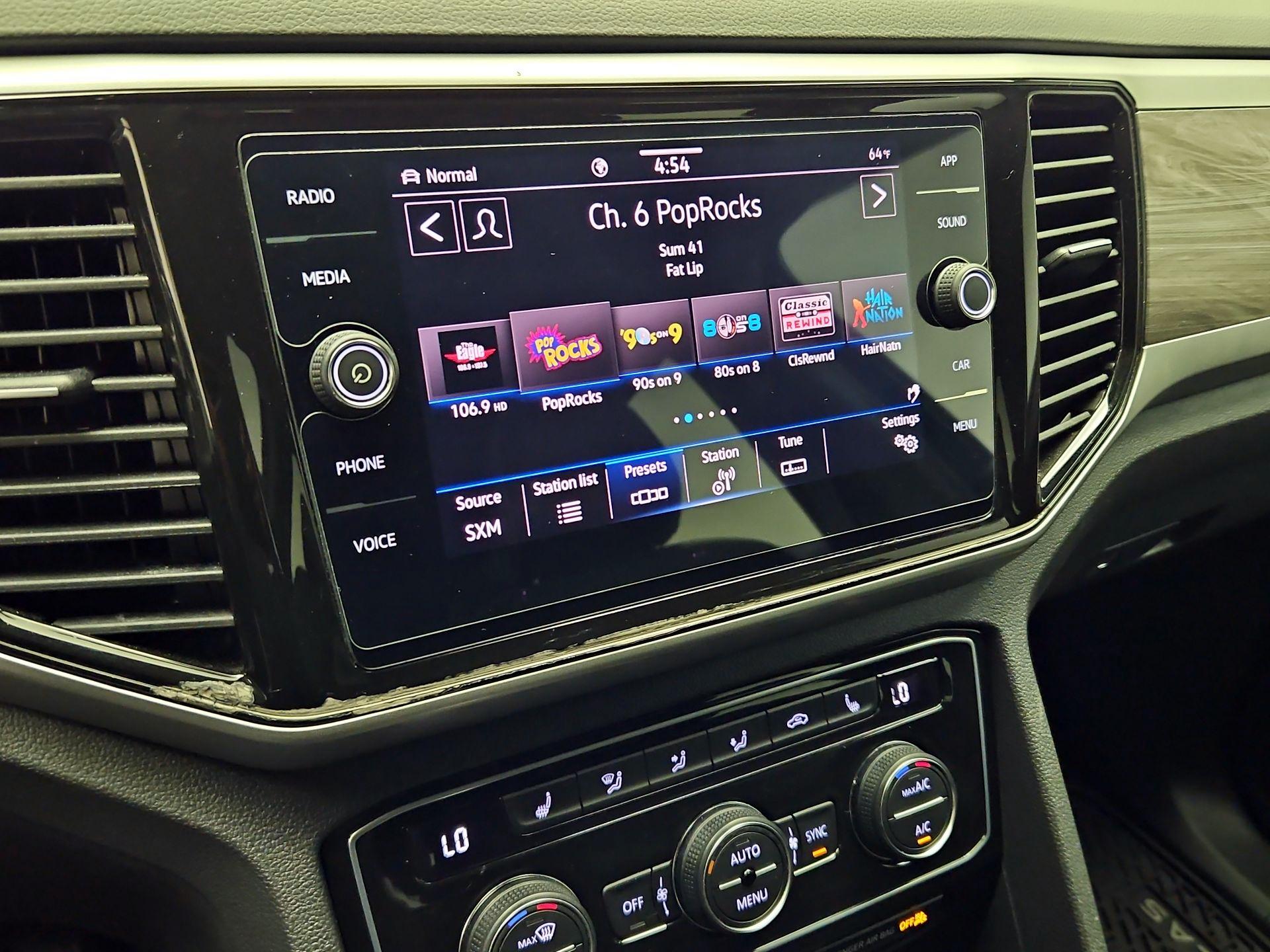 Thumbnail: 2022 Volkswagen Atlas - 15