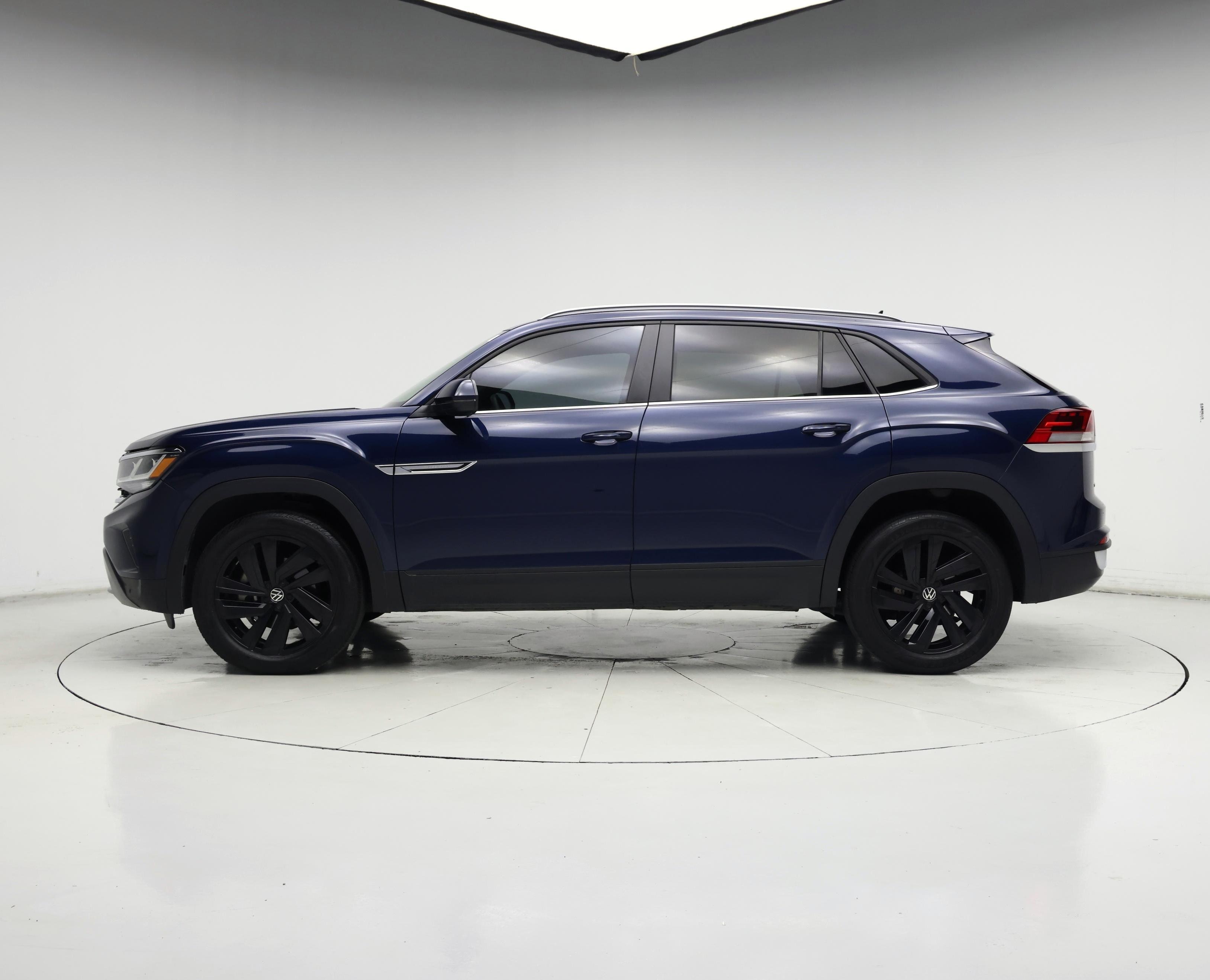 Thumbnail: 2022 Volkswagen Atlas - 3