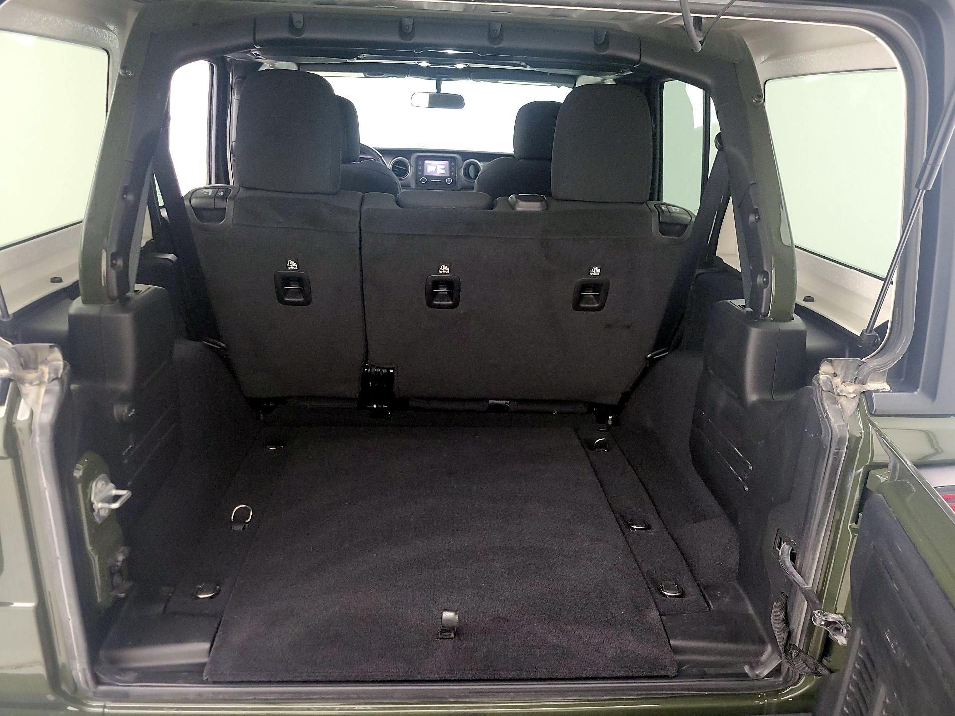 Thumbnail: 2021 Jeep Wrangler - 20