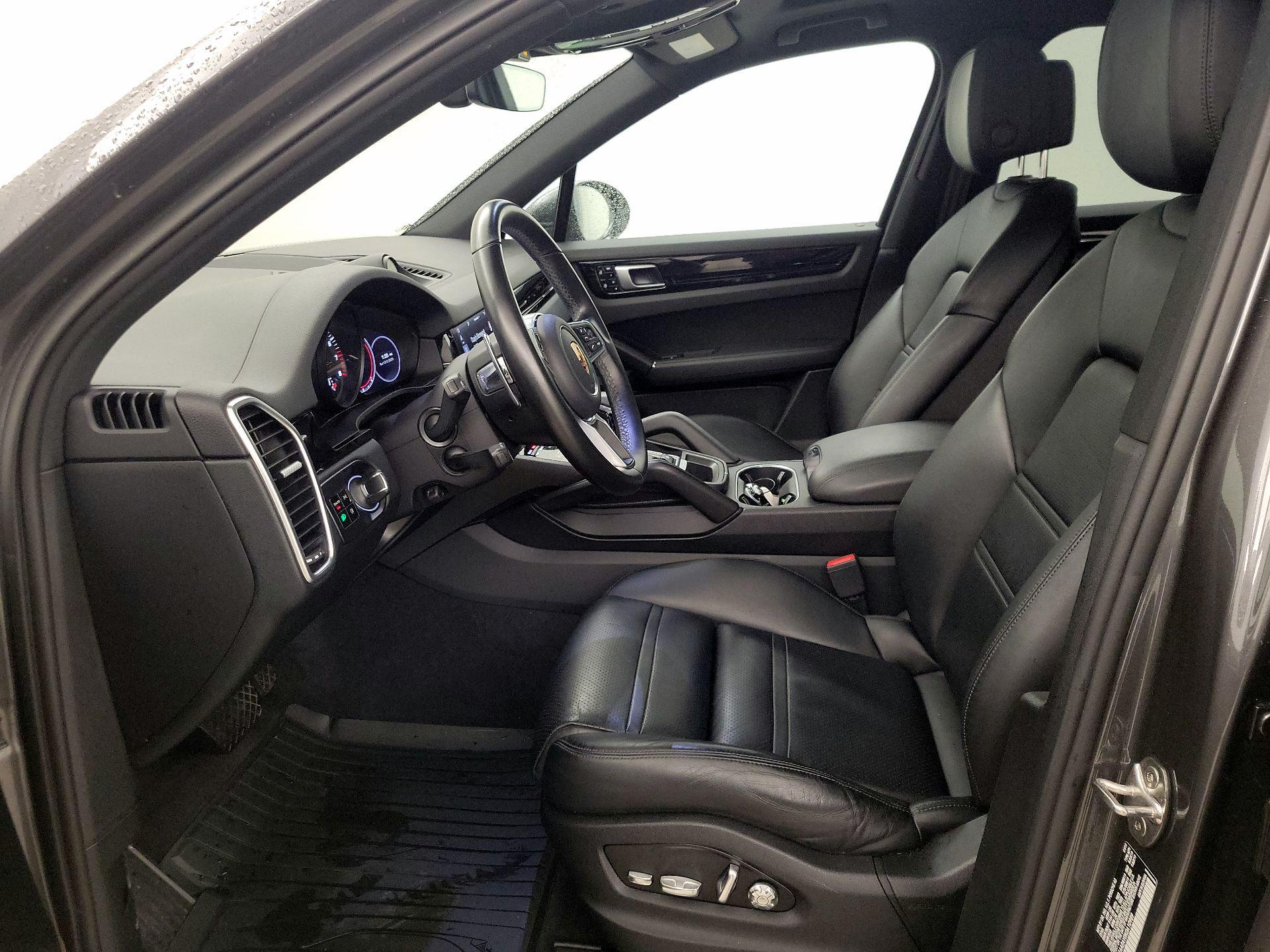 Thumbnail: 2019 Porsche Cayenne - 11