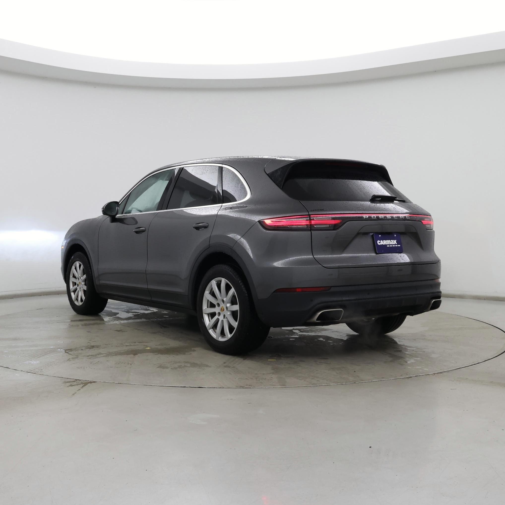 Thumbnail: 2019 Porsche Cayenne - 2