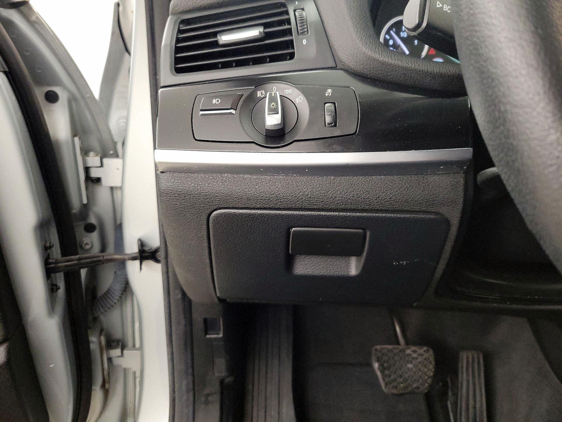 Thumbnail: 2017 BMW X3 - 13