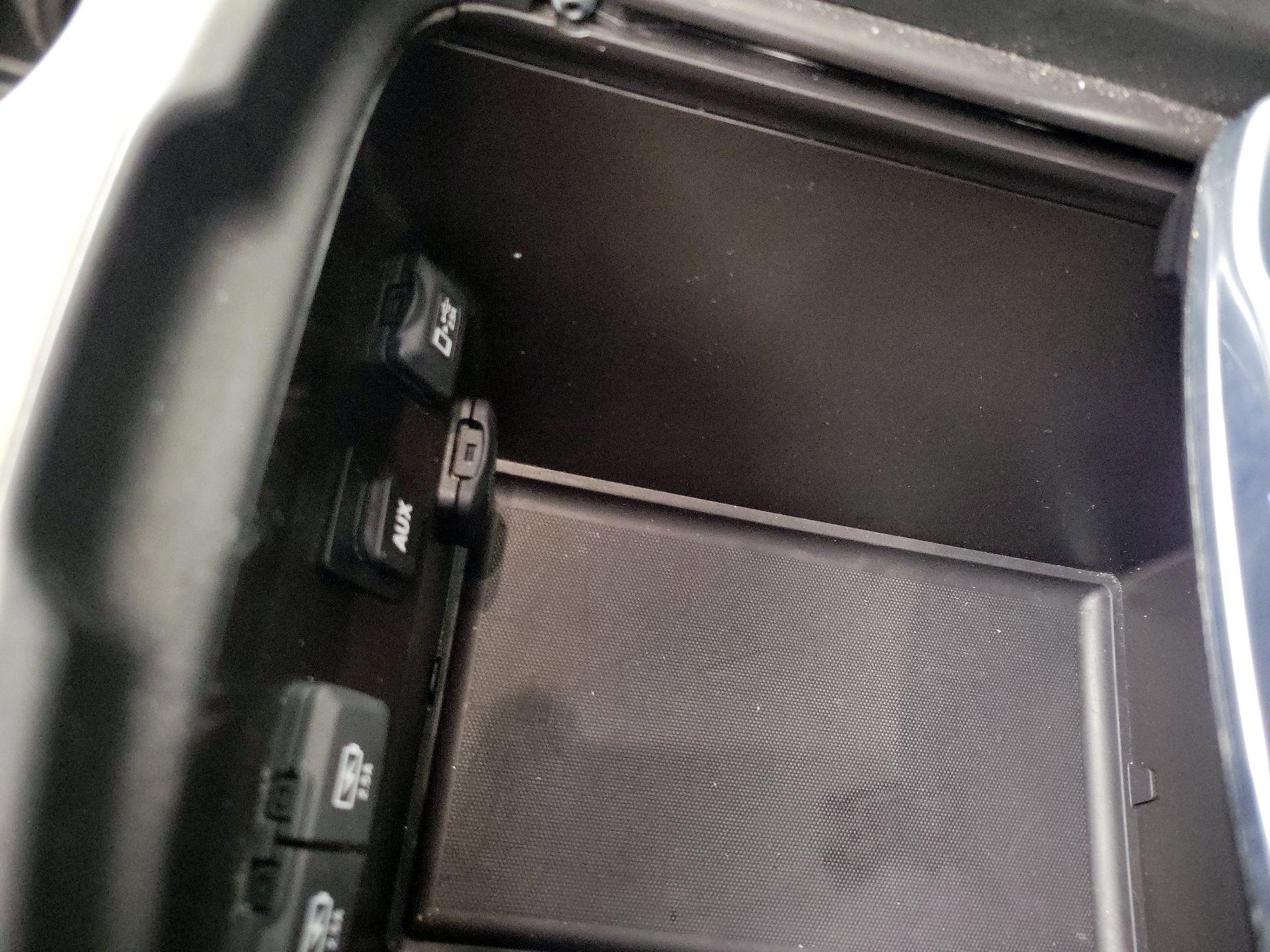 Thumbnail: 2020 Acura MDX - 19