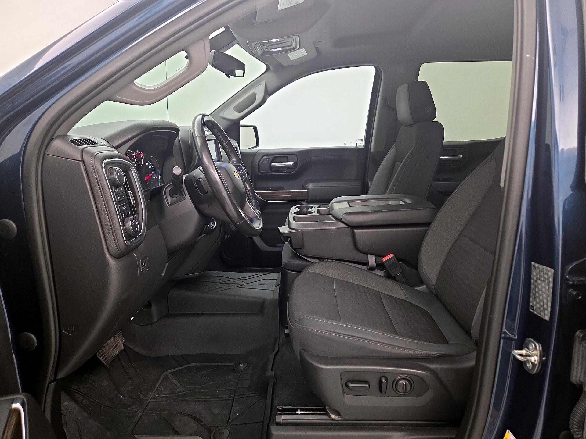 Thumbnail: 2019 Chevrolet Silverado 1500 - 11