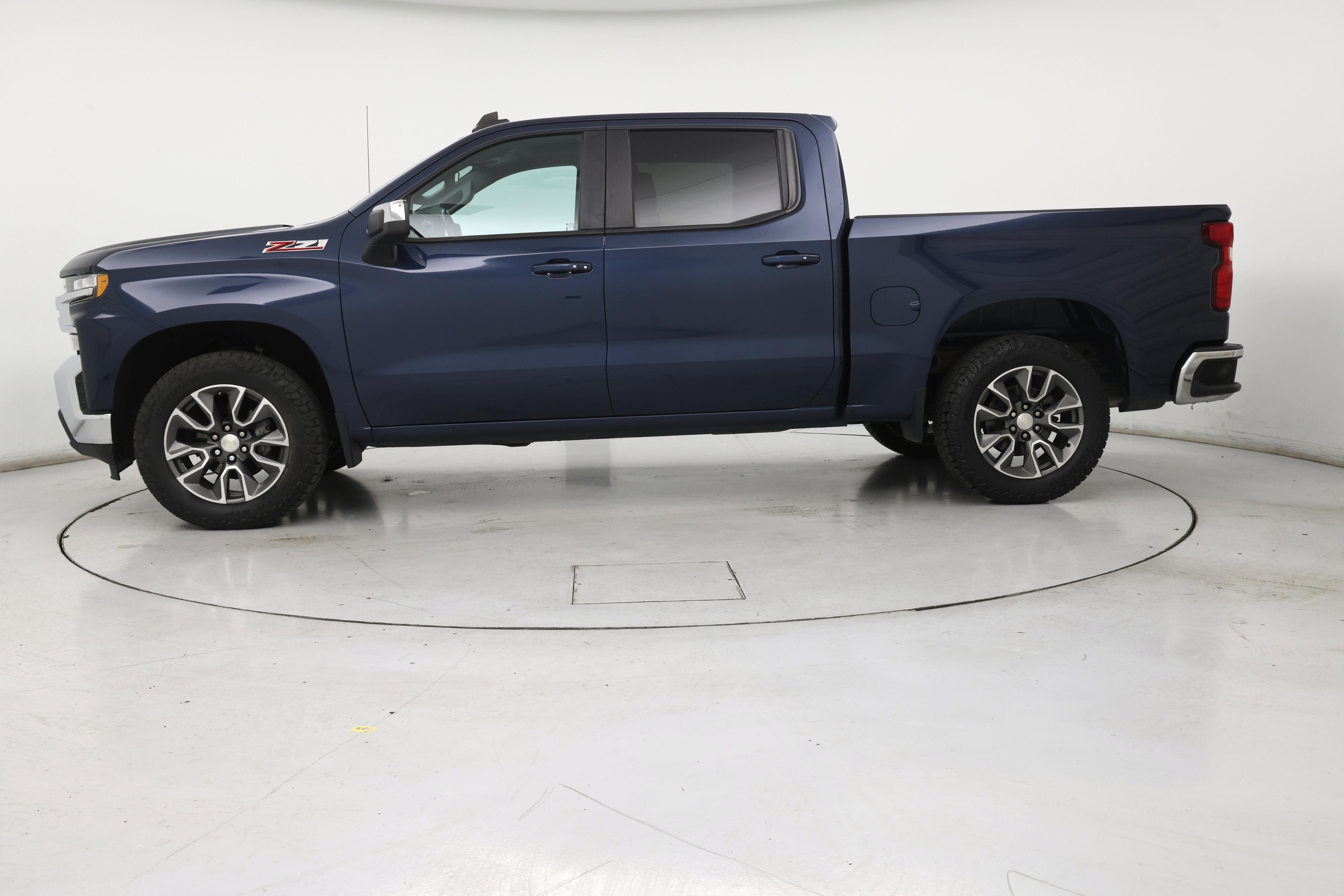 Thumbnail: 2019 Chevrolet Silverado 1500 - 3