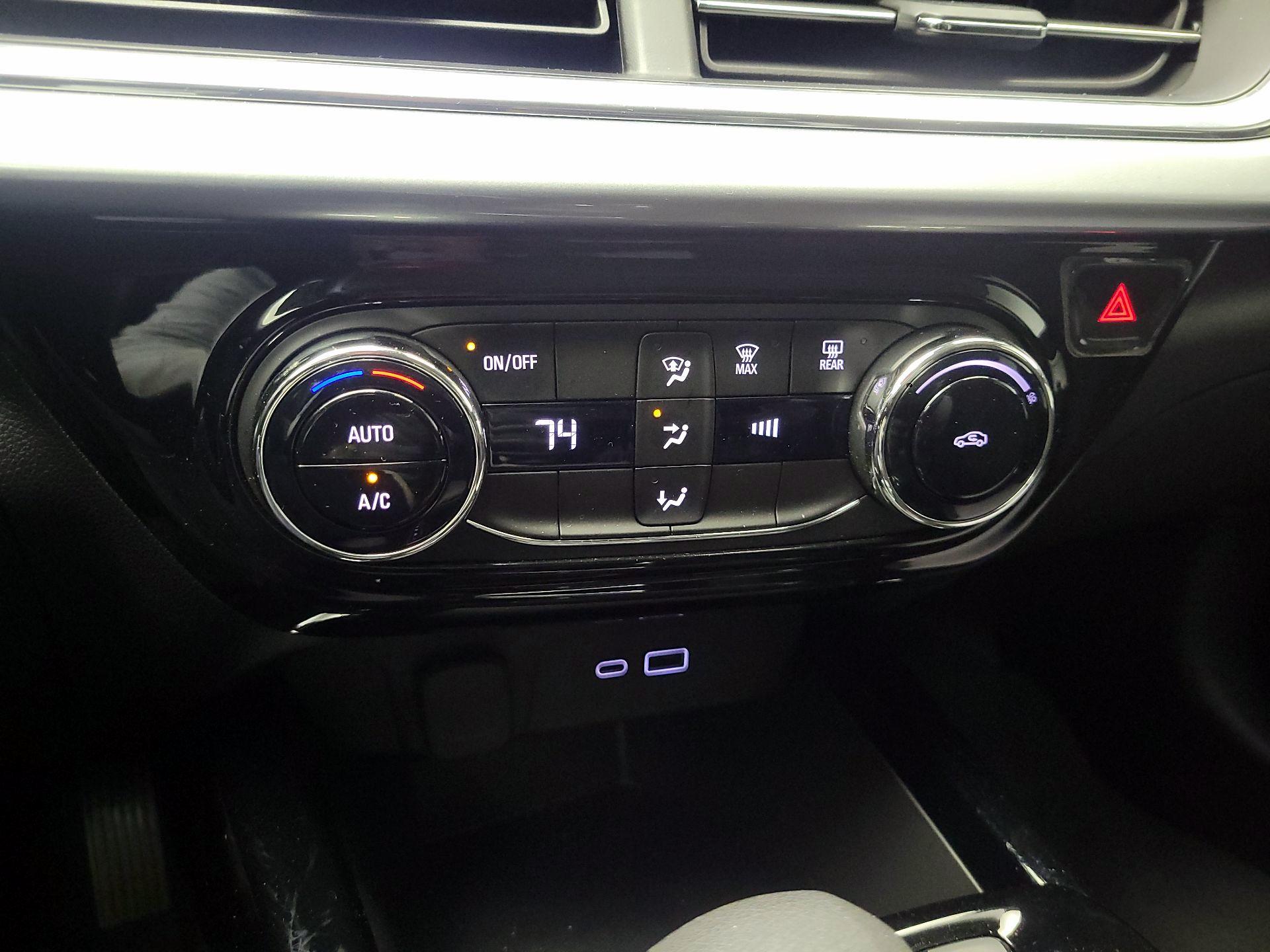 Thumbnail: 2025 Chevrolet Trax - 16