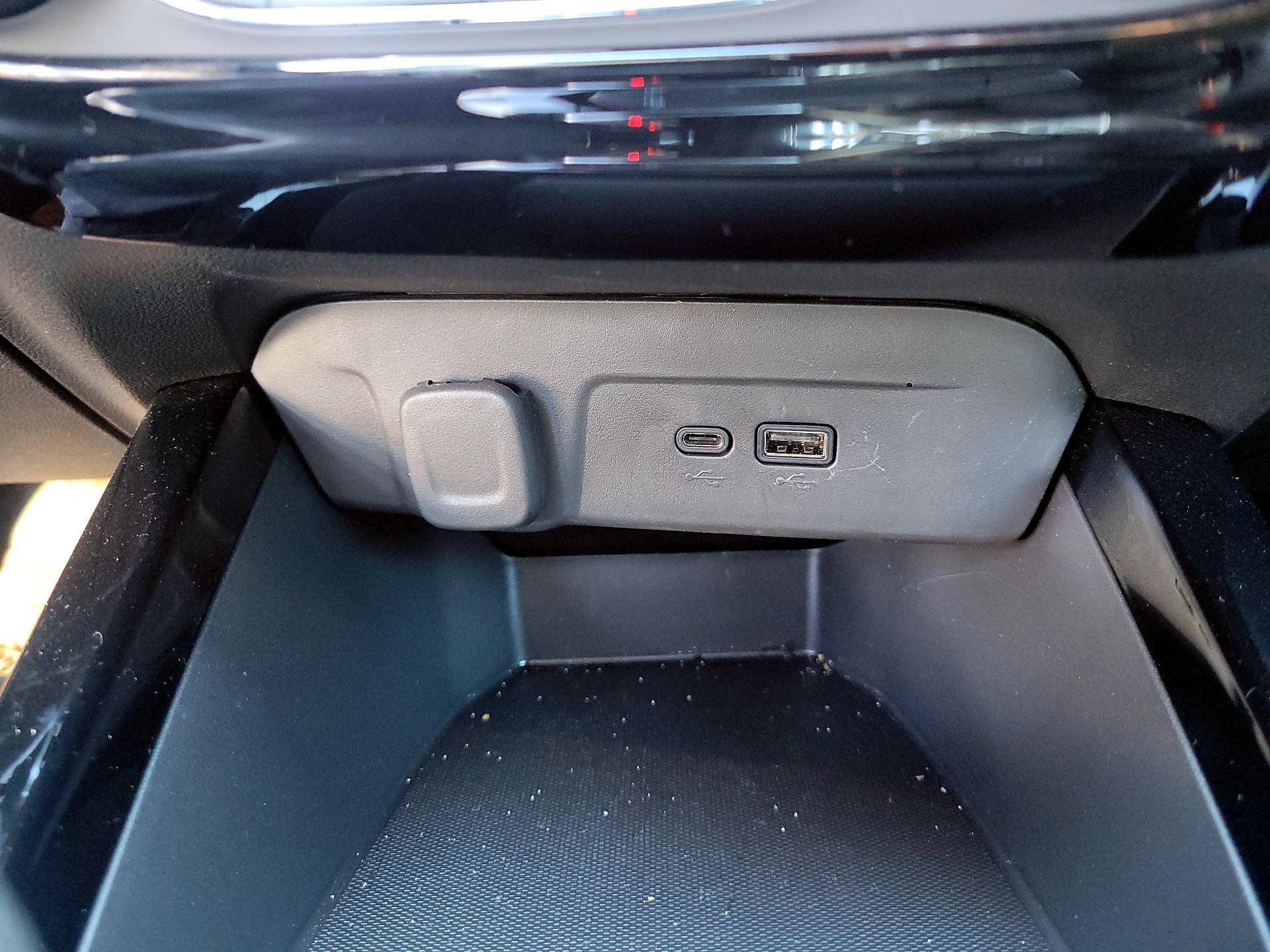 Thumbnail: 2025 Chevrolet Trax - 18