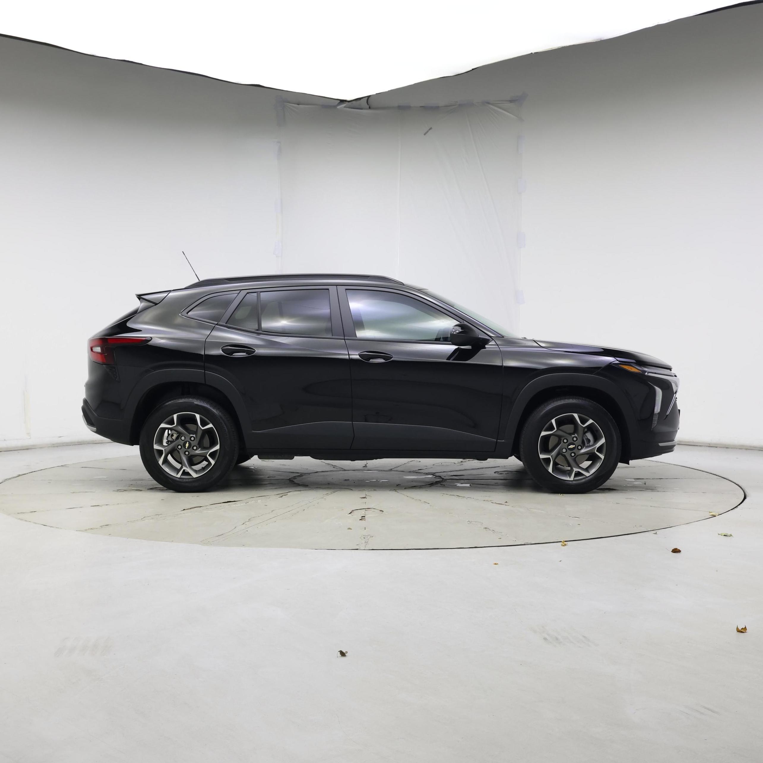 Thumbnail: 2025 Chevrolet Trax - 7