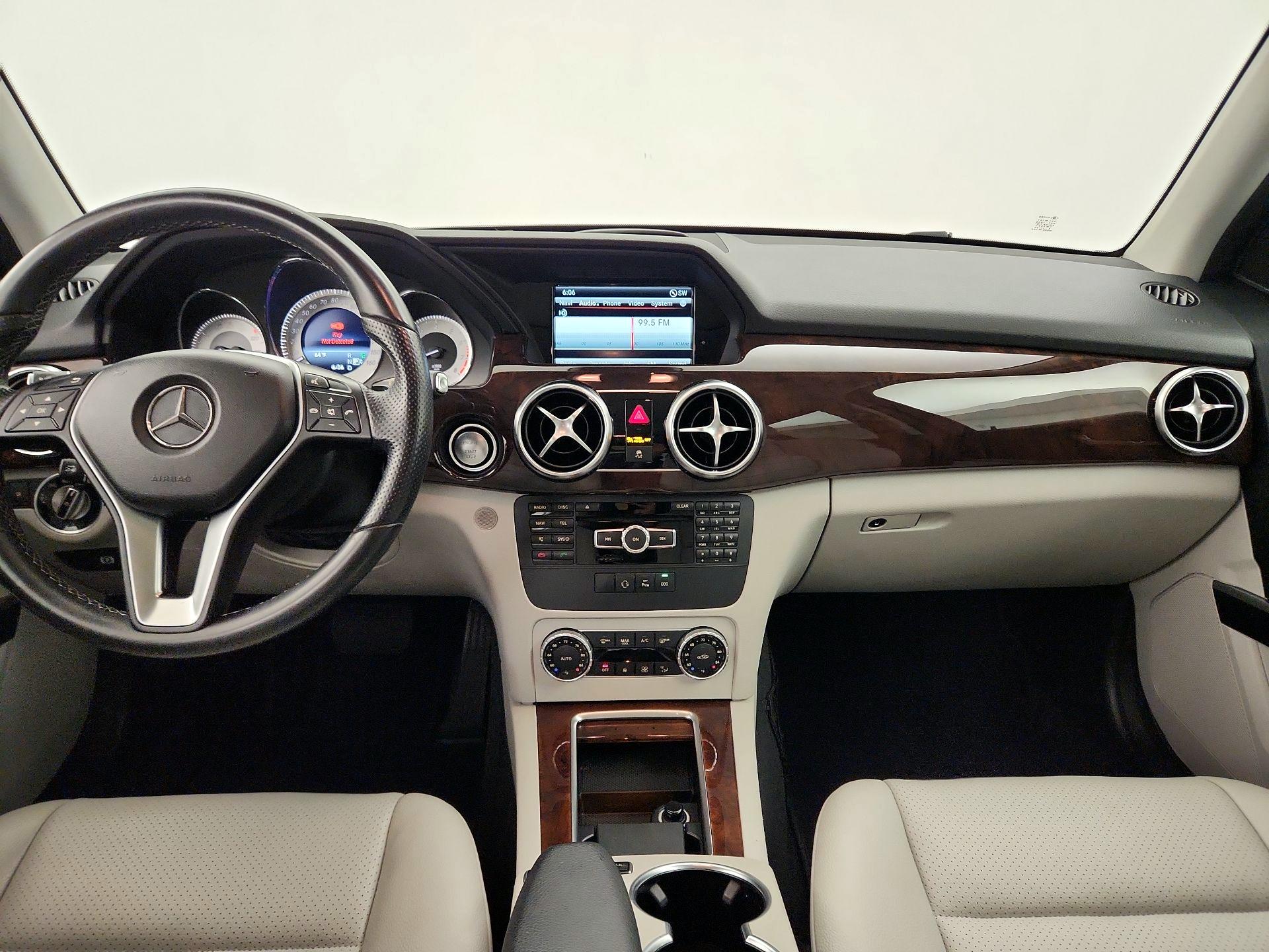 Thumbnail: 2015 Mercedes-Benz GLK - 9