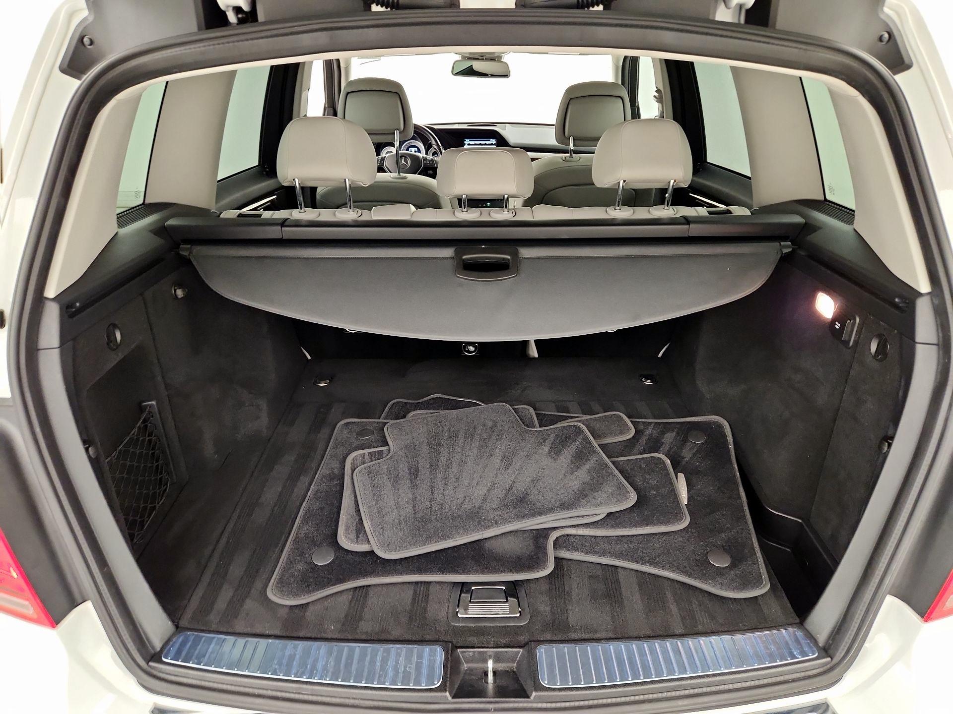 Thumbnail: 2015 Mercedes-Benz GLK - 19