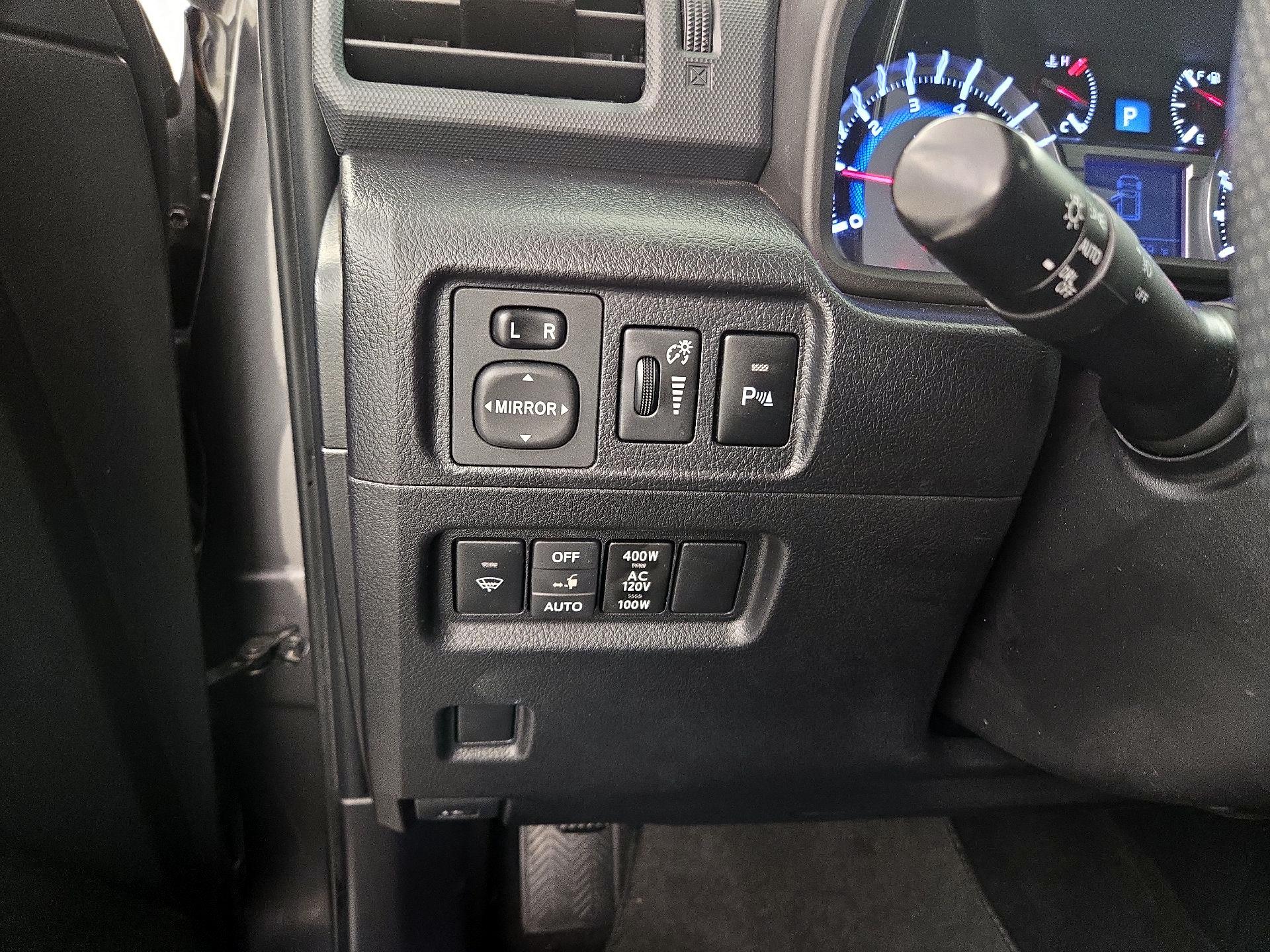 Thumbnail: 2019 Toyota 4Runner - 13