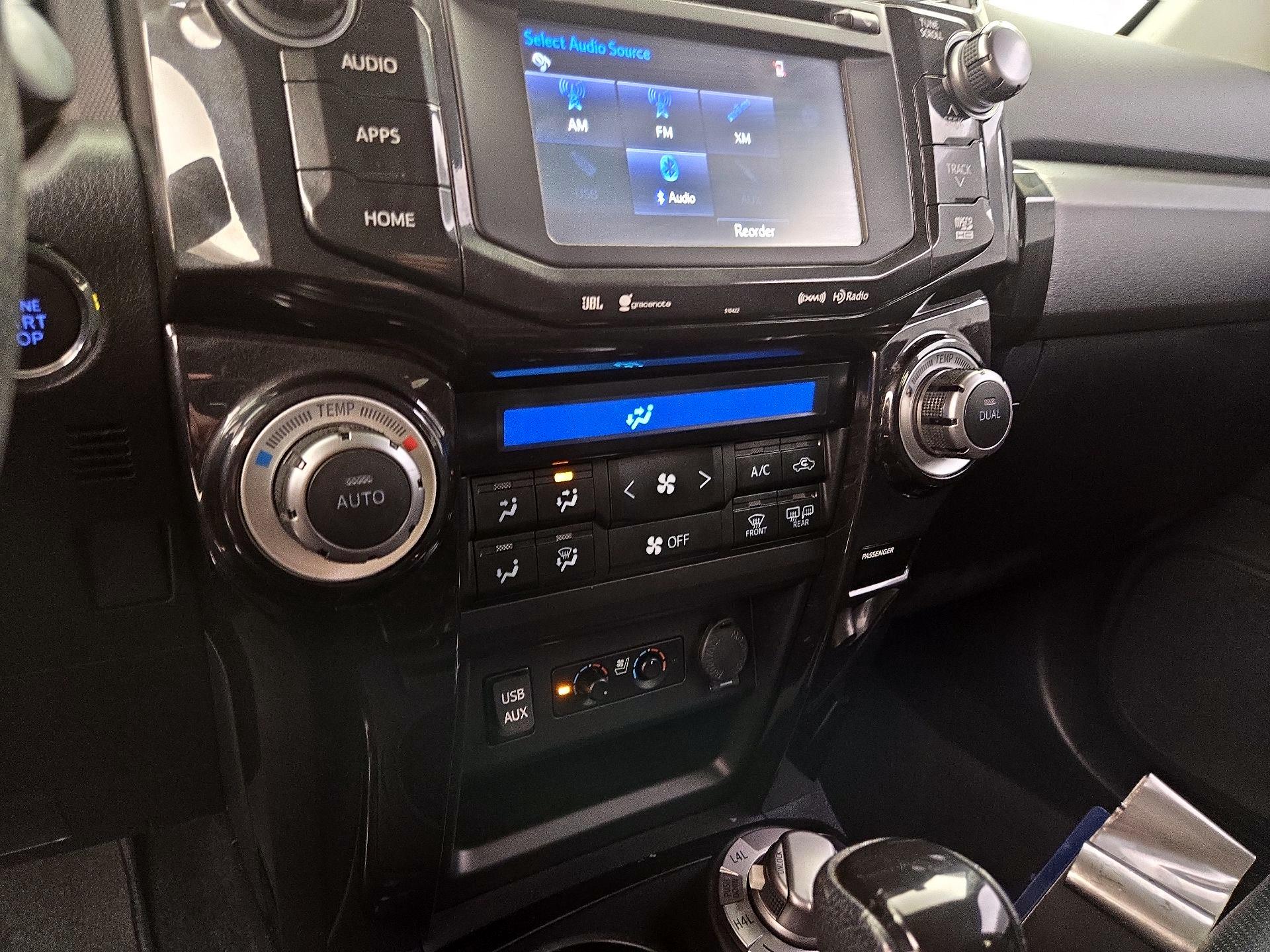 Thumbnail: 2019 Toyota 4Runner - 17