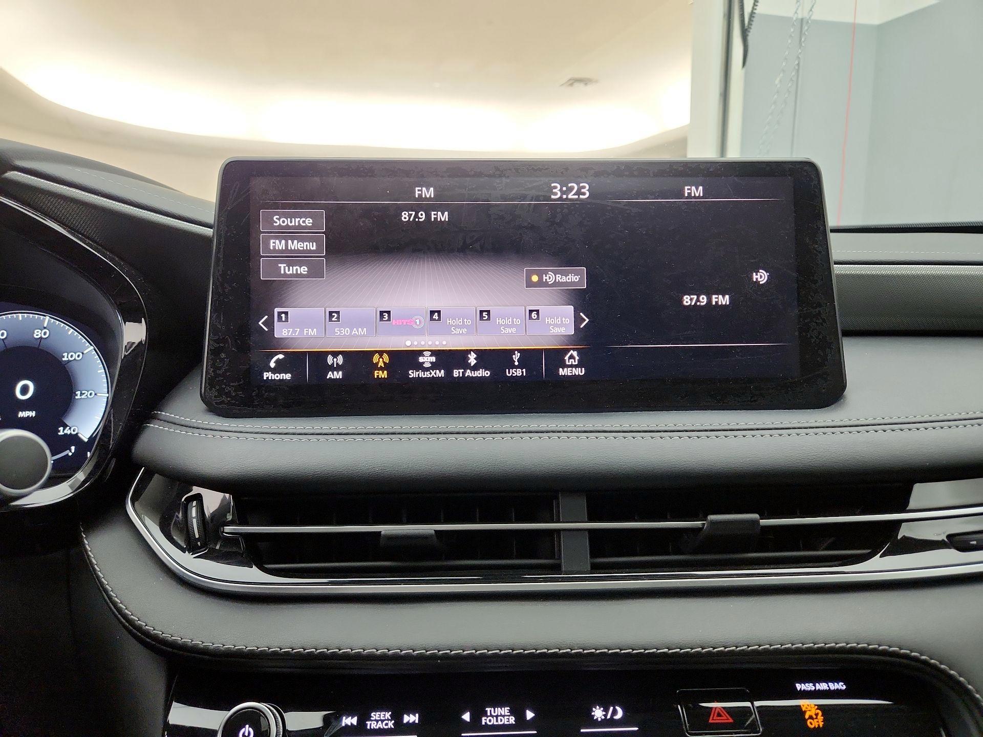 Thumbnail: 2023 INFINITI QX60 - 16