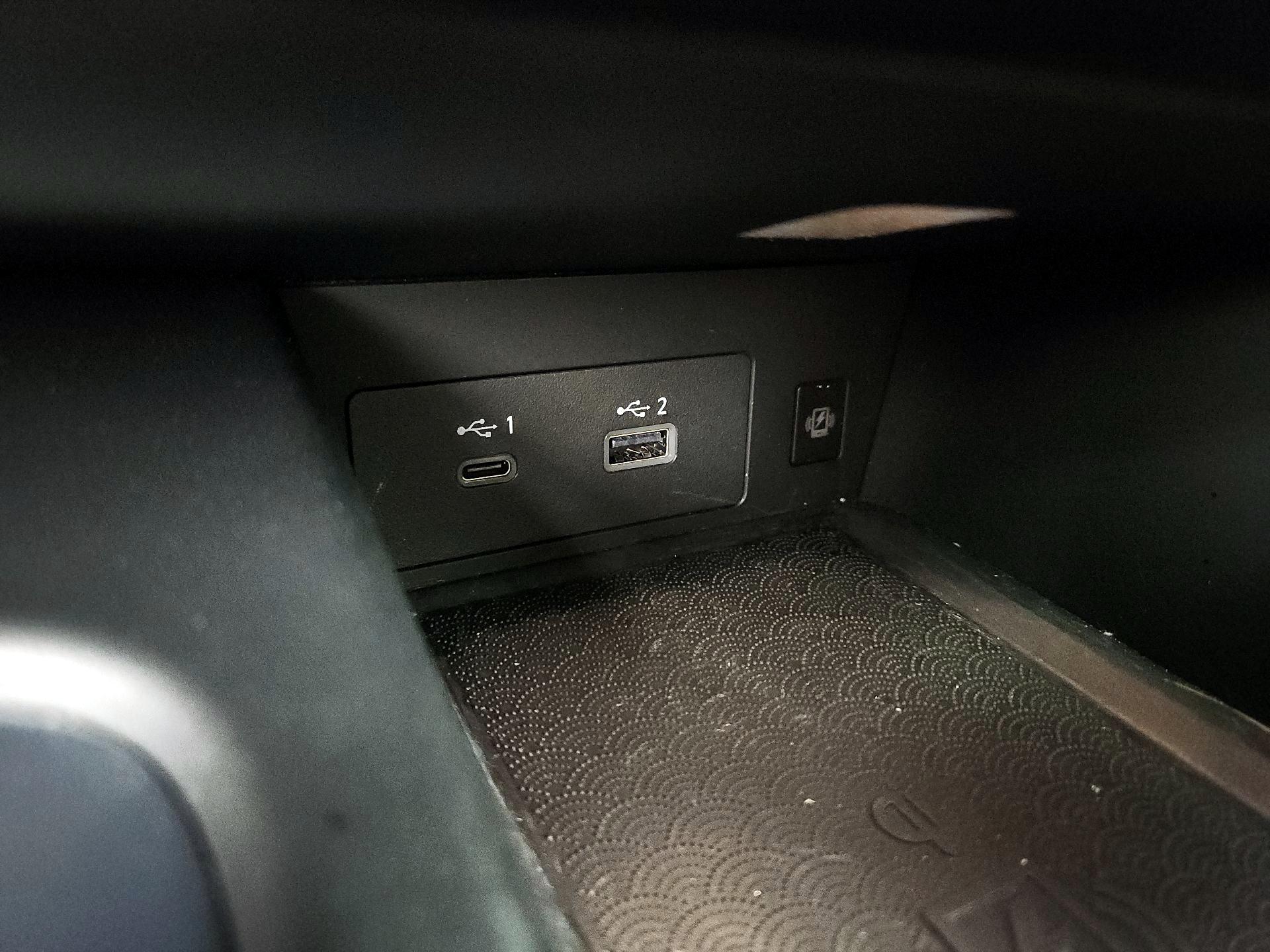 Thumbnail: 2023 INFINITI QX60 - 19