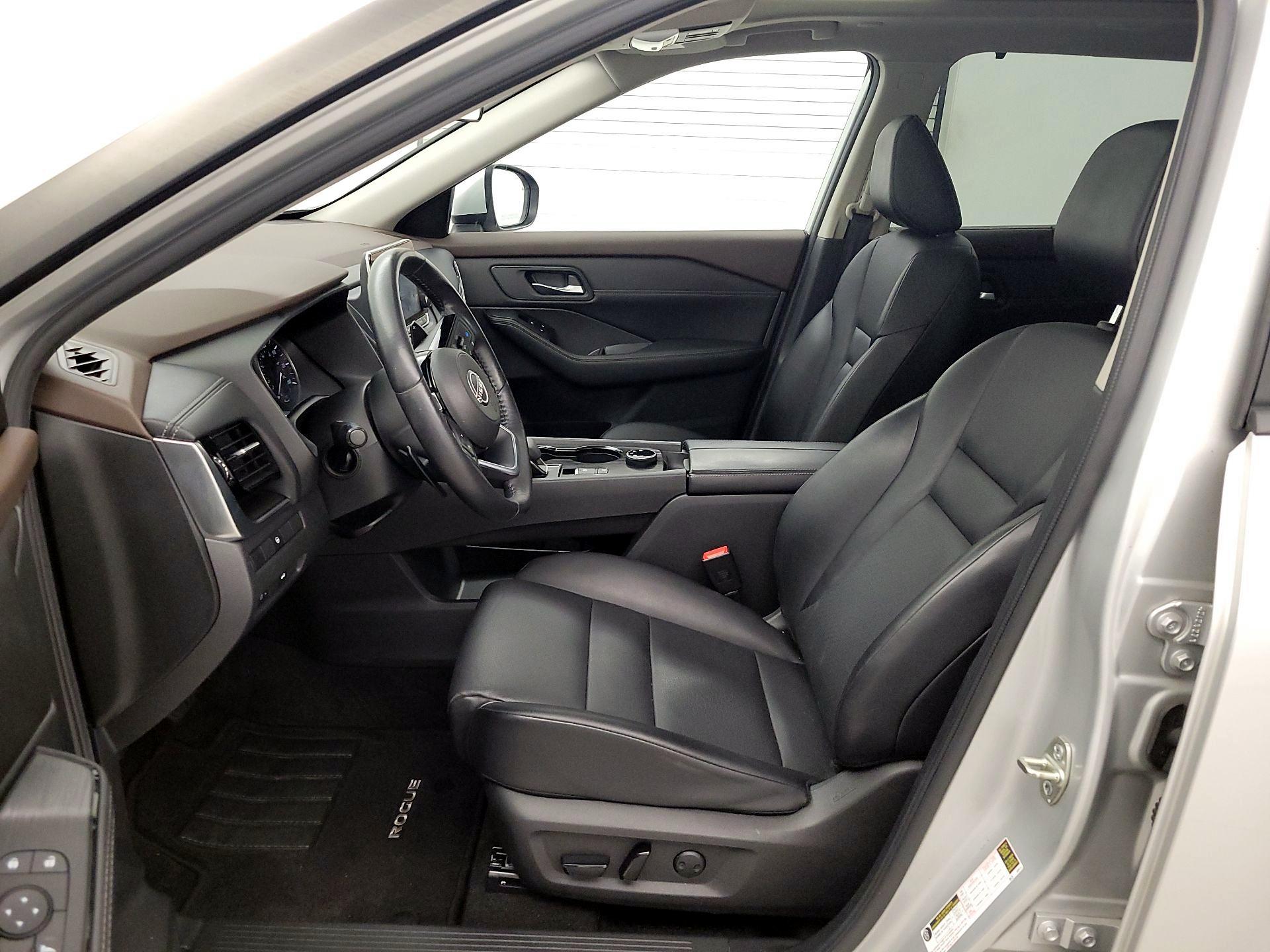 Thumbnail: 2022 Nissan Rogue - 11