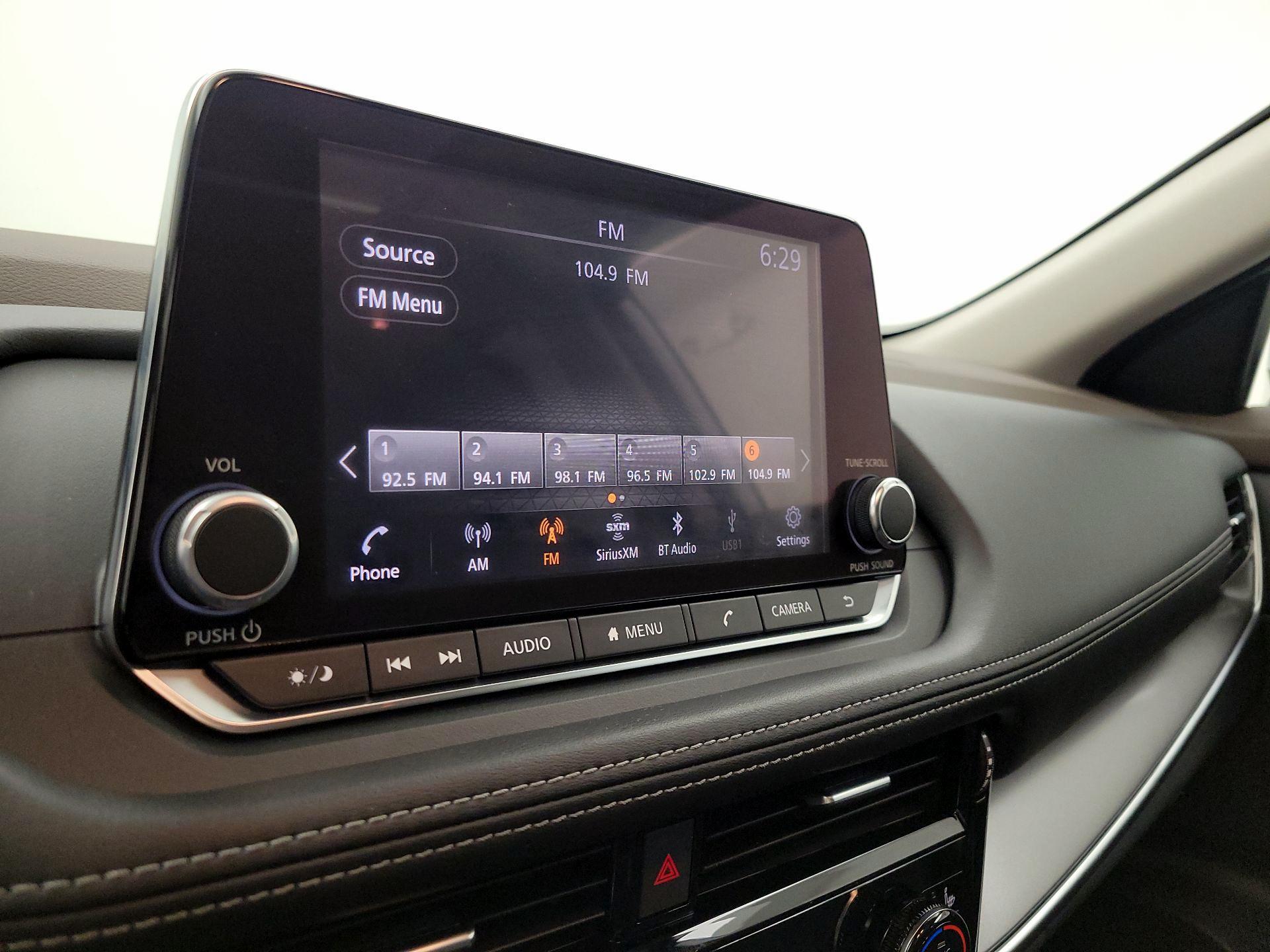 Thumbnail: 2022 Nissan Rogue - 15