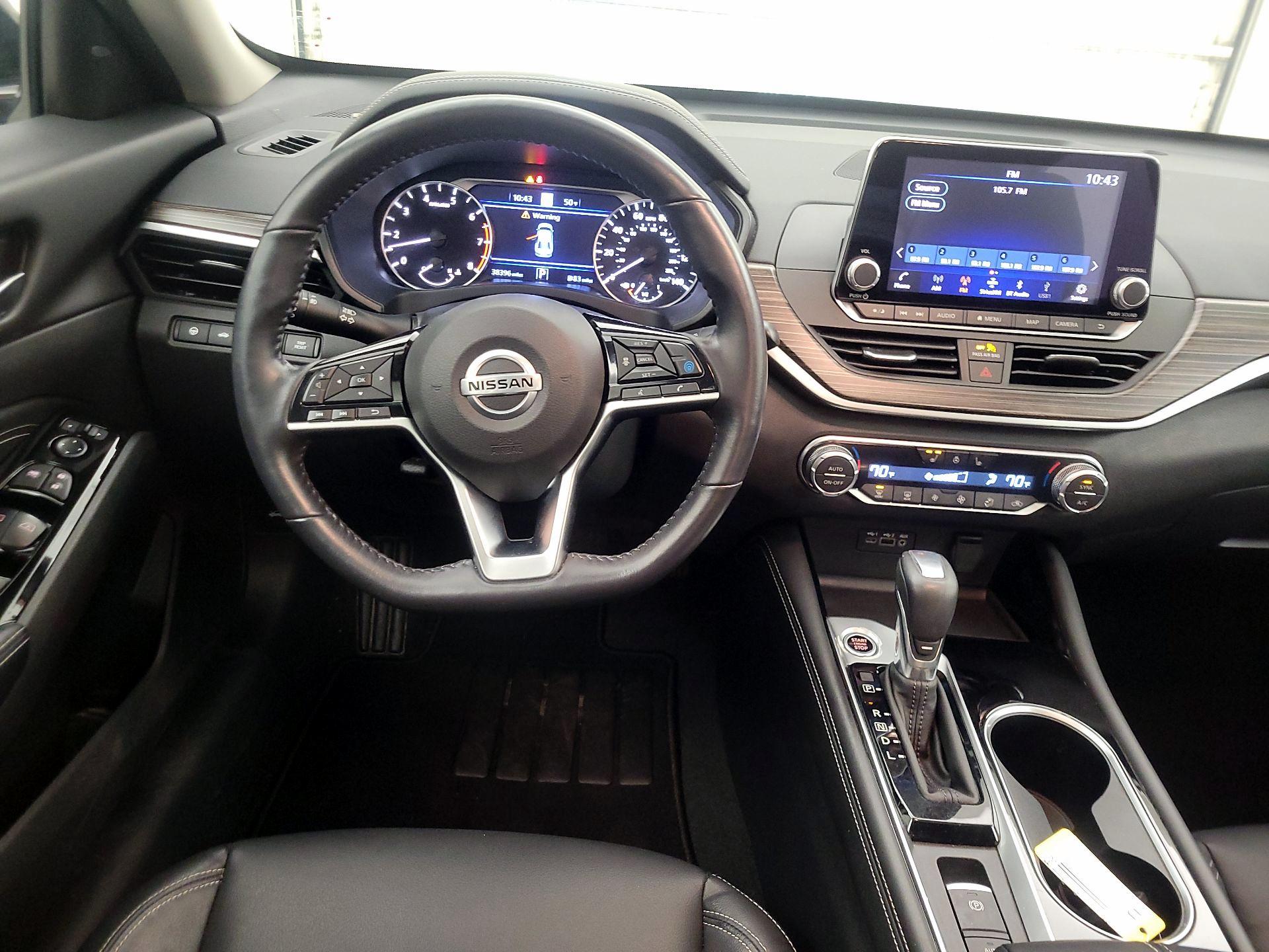 Thumbnail: 2022 Nissan Altima - 10