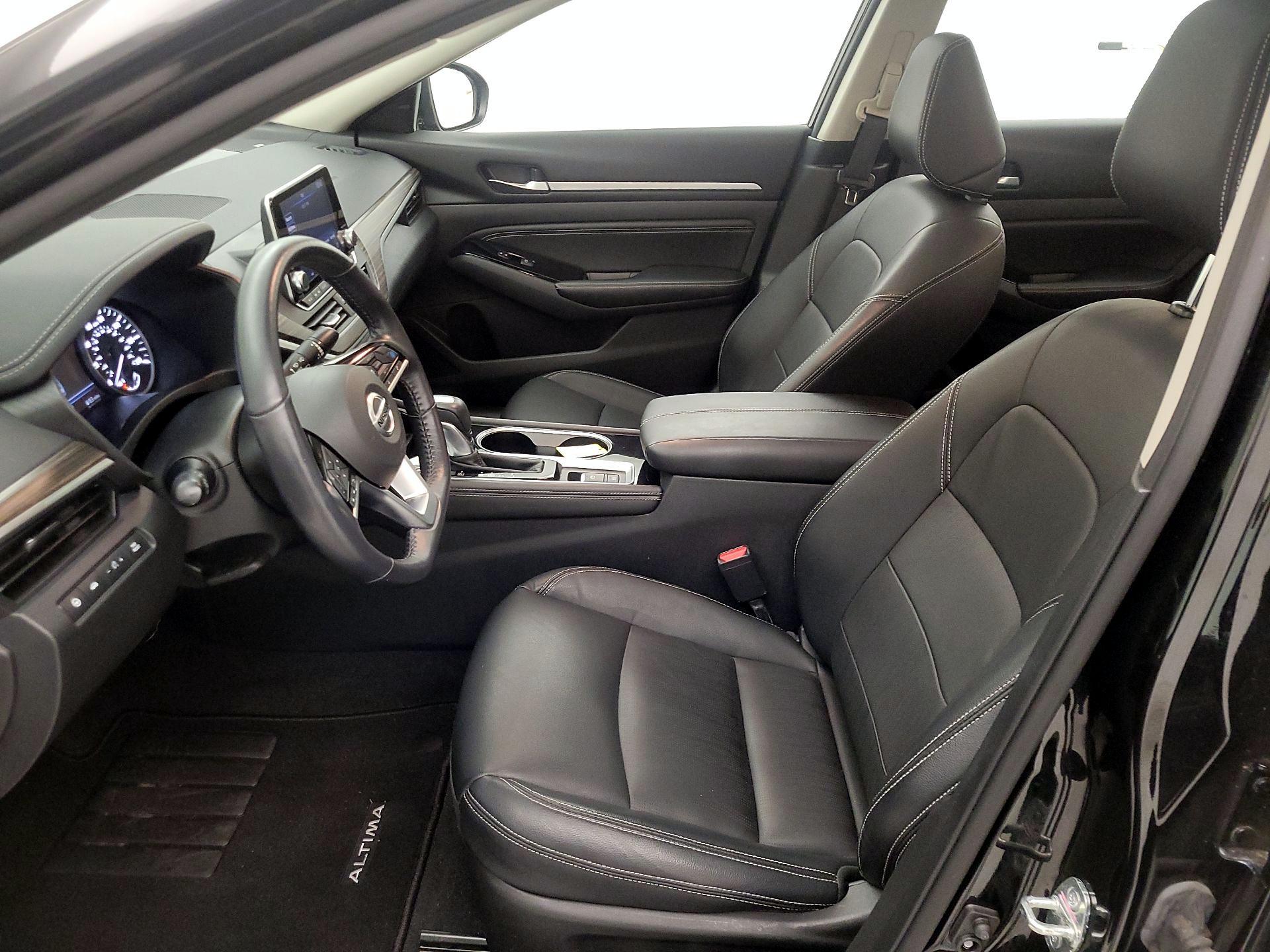 Thumbnail: 2022 Nissan Altima - 11