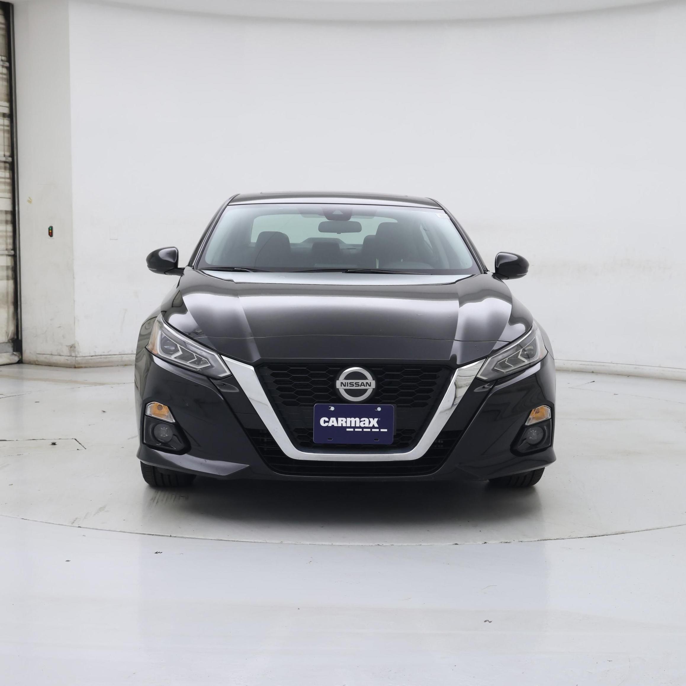 Thumbnail: 2022 Nissan Altima - 5