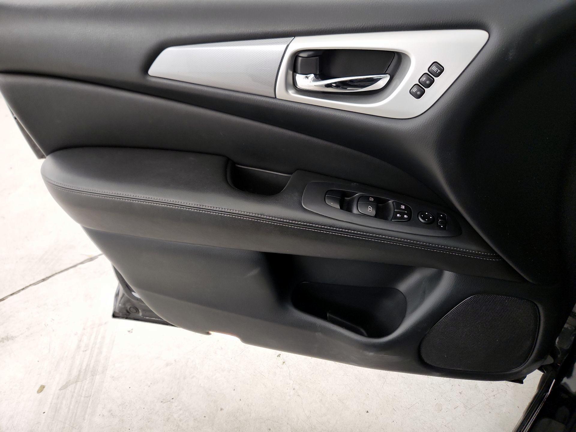 Thumbnail: 2018 Nissan Pathfinder - 12