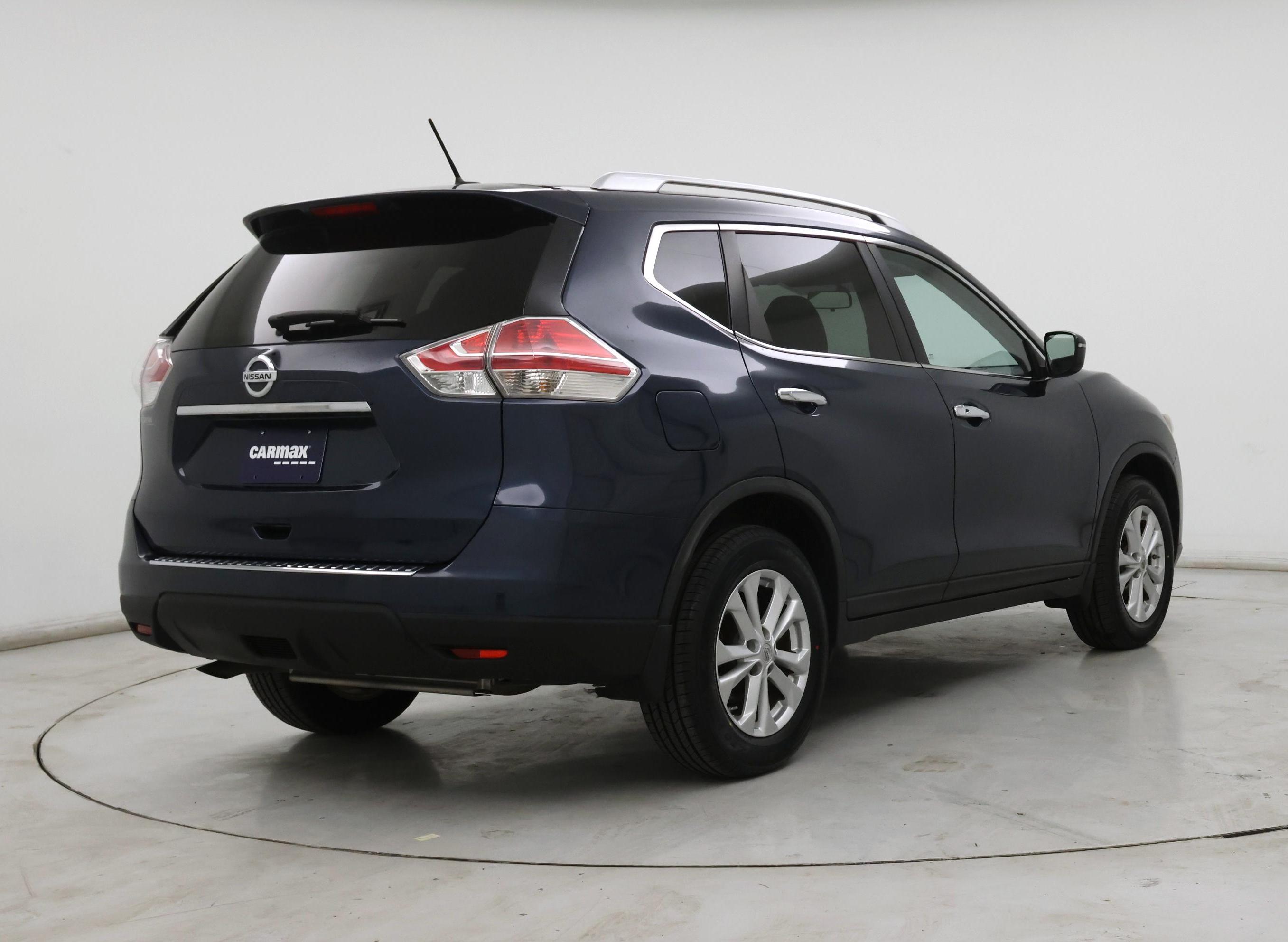 Thumbnail: 2016 Nissan Rogue - 8