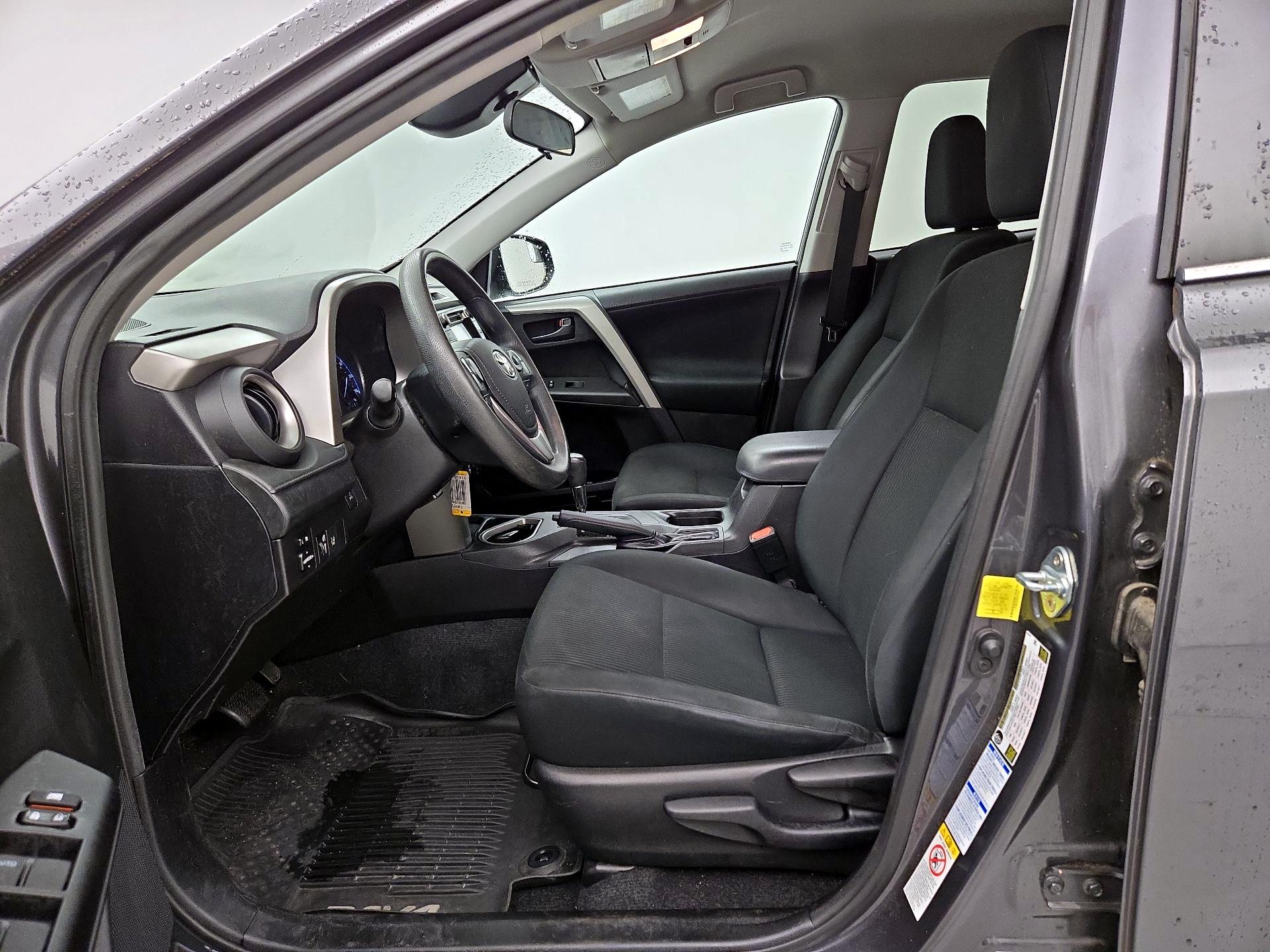 Thumbnail: 2017 Toyota RAV4 - 11