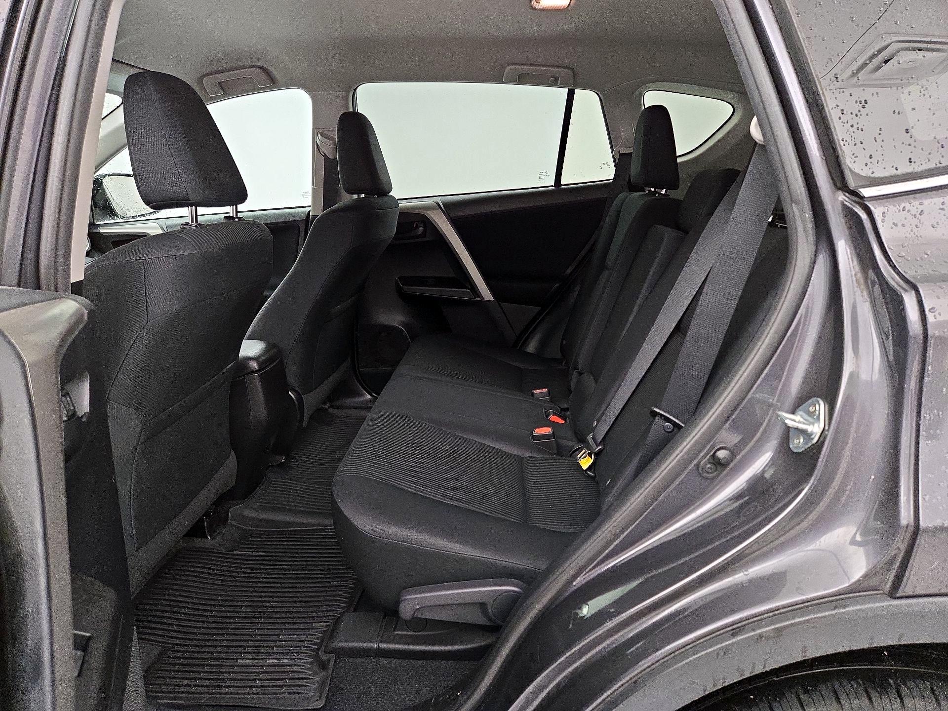 Thumbnail: 2017 Toyota RAV4 - 19