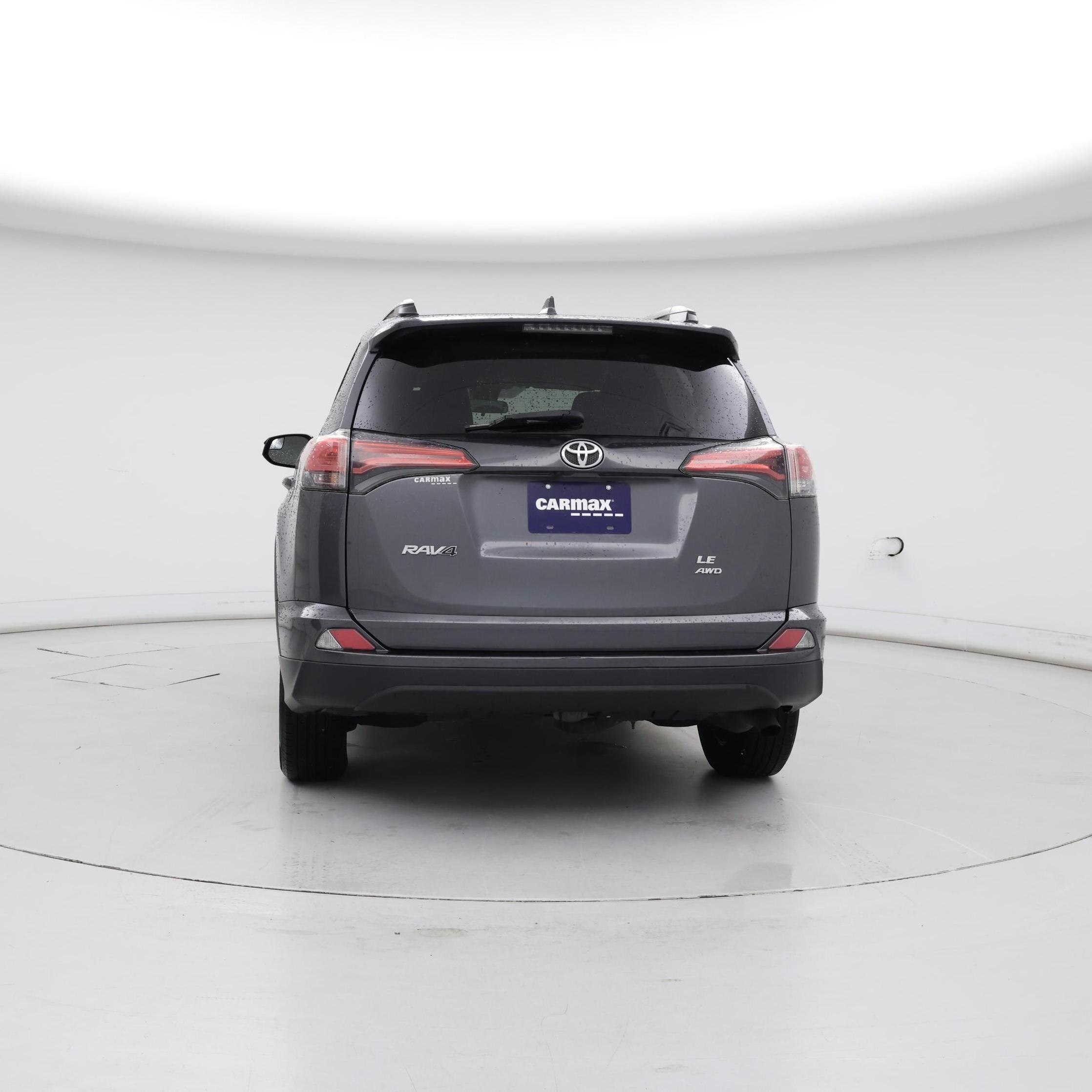 Thumbnail: 2017 Toyota RAV4 - 6