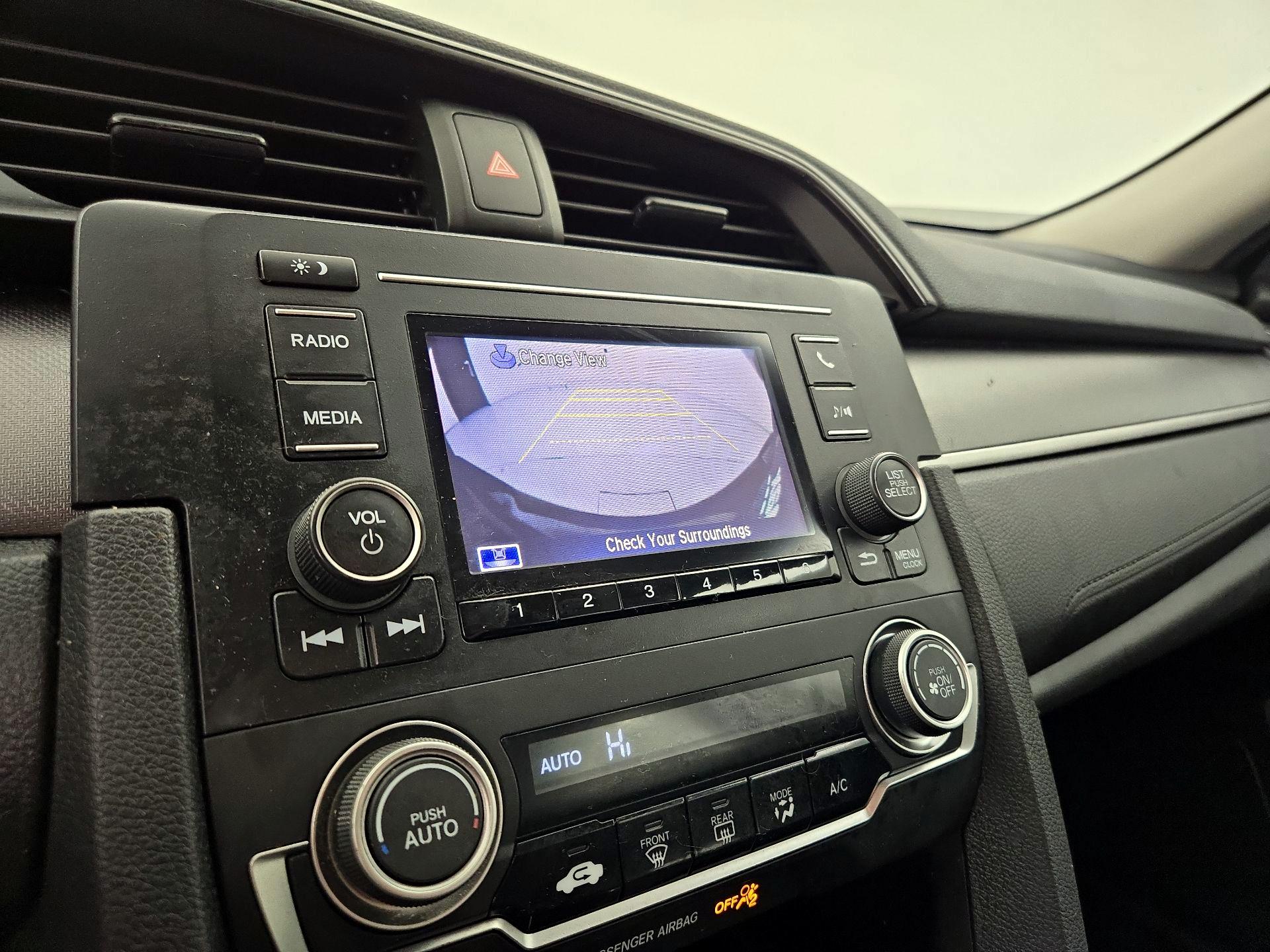 Thumbnail: 2016 Honda Civic - 14