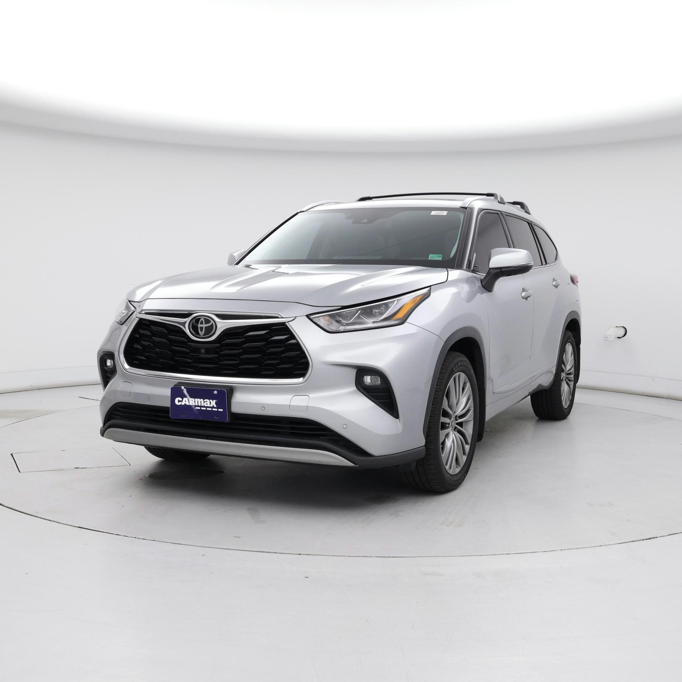 Thumbnail: 2020 Toyota Highlander - 4