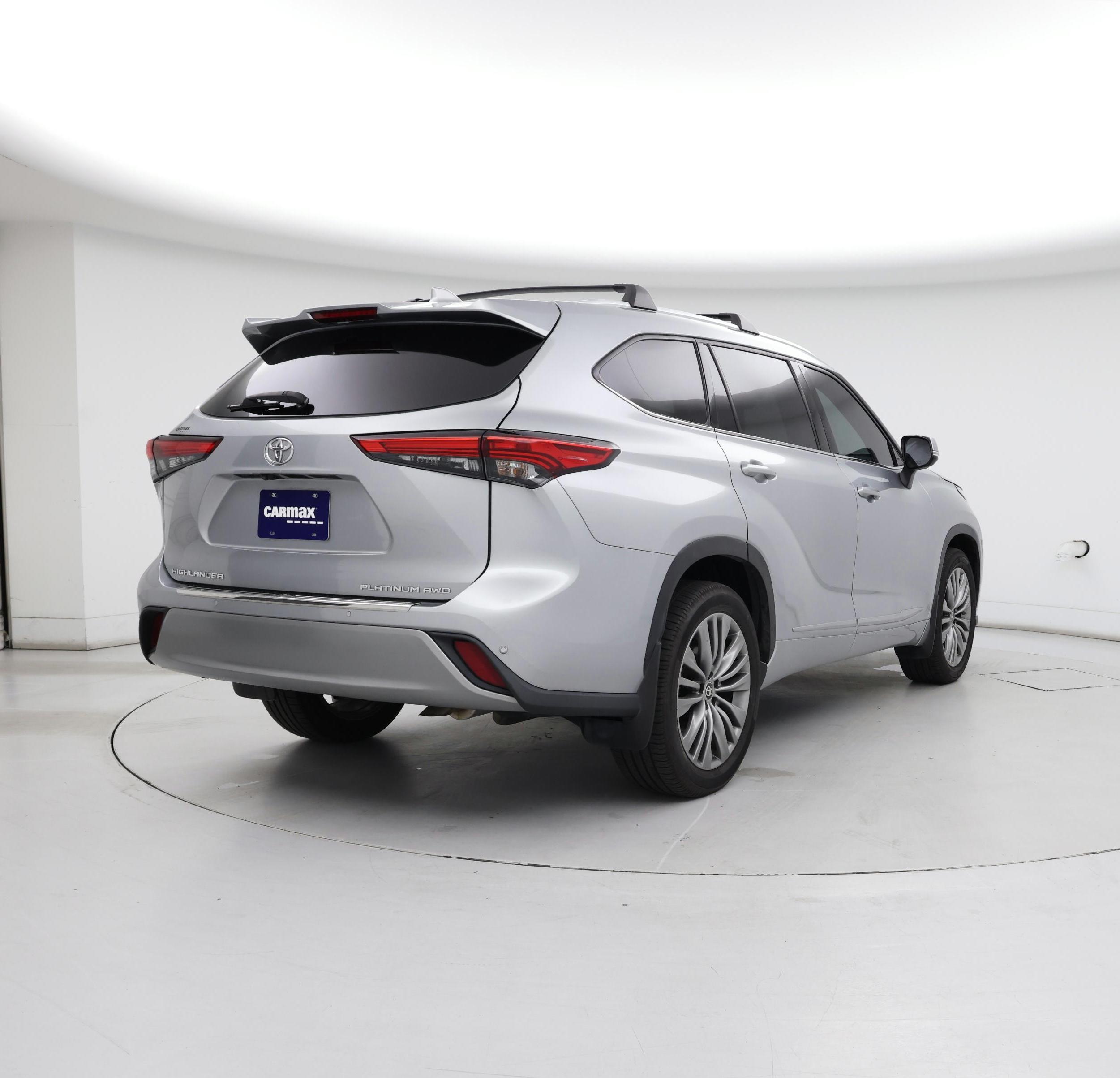 Thumbnail: 2020 Toyota Highlander - 8