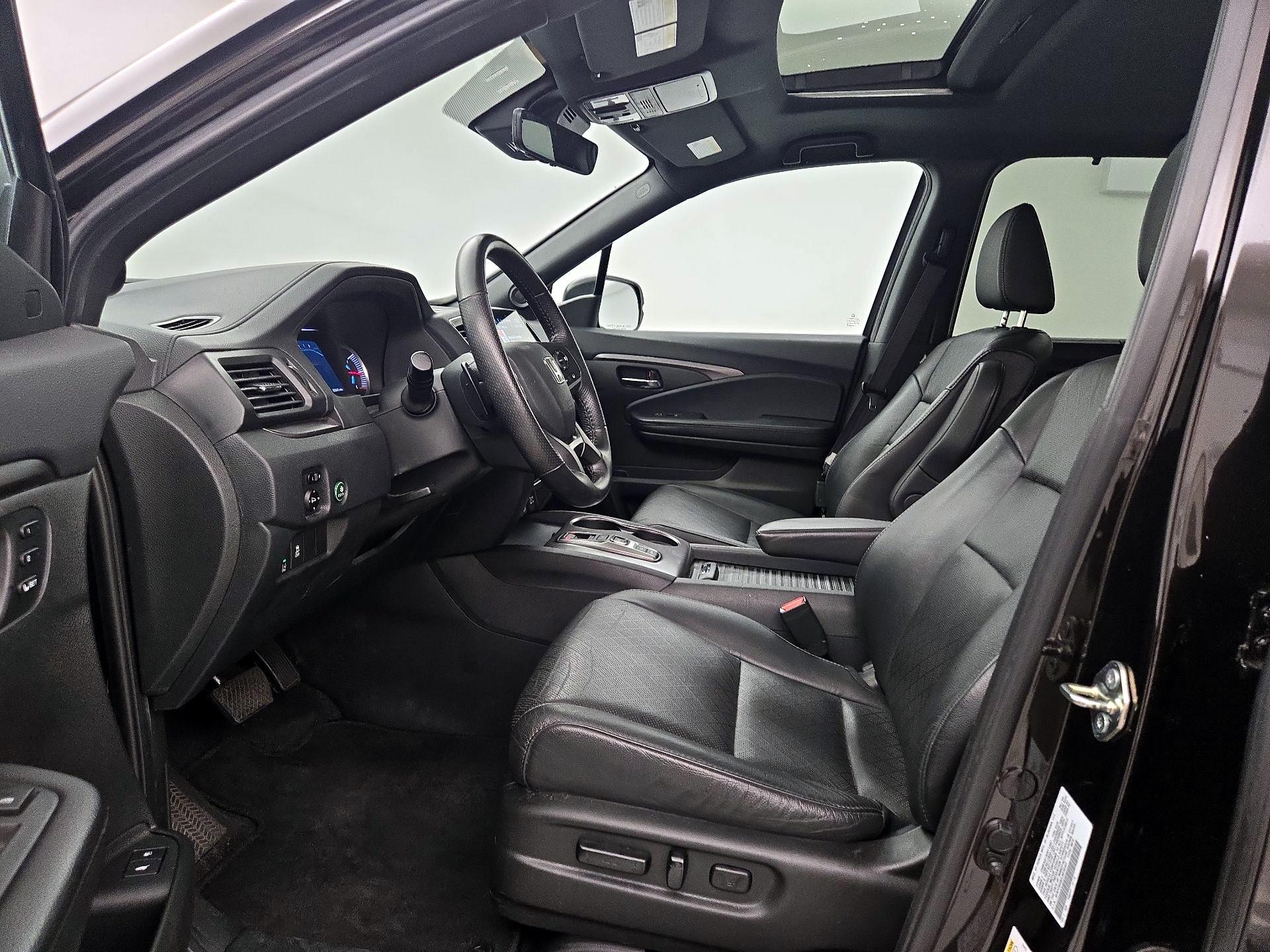 Thumbnail: 2020 Honda Passport - 11