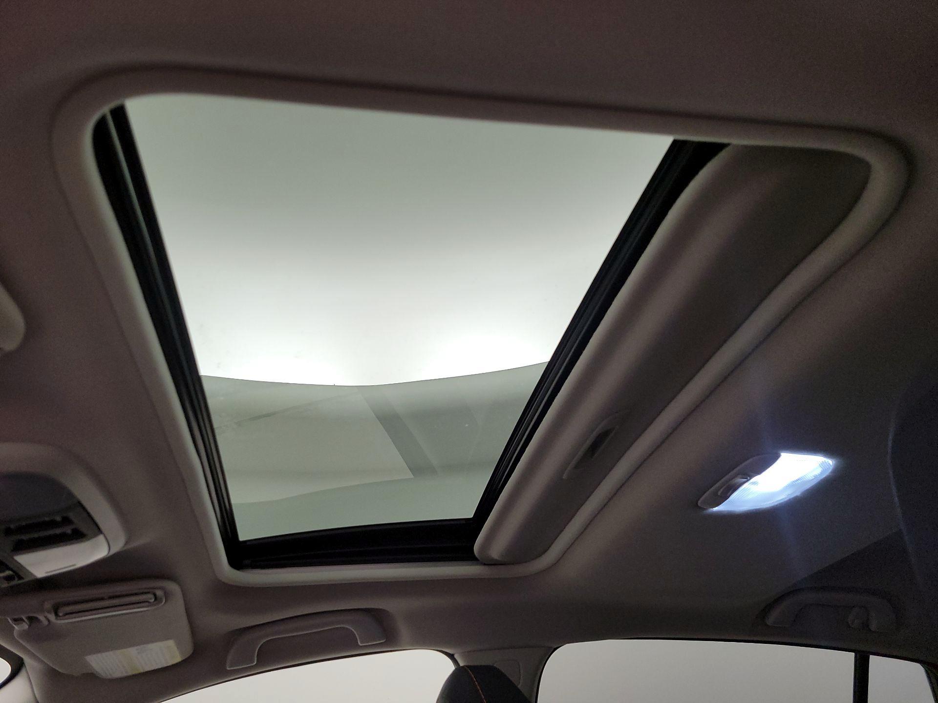 Thumbnail: 2019 Subaru Crosstrek - 19