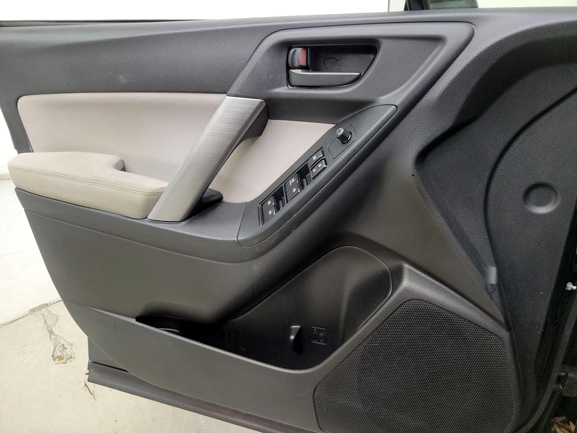 Thumbnail: 2014 Subaru Forester - 12