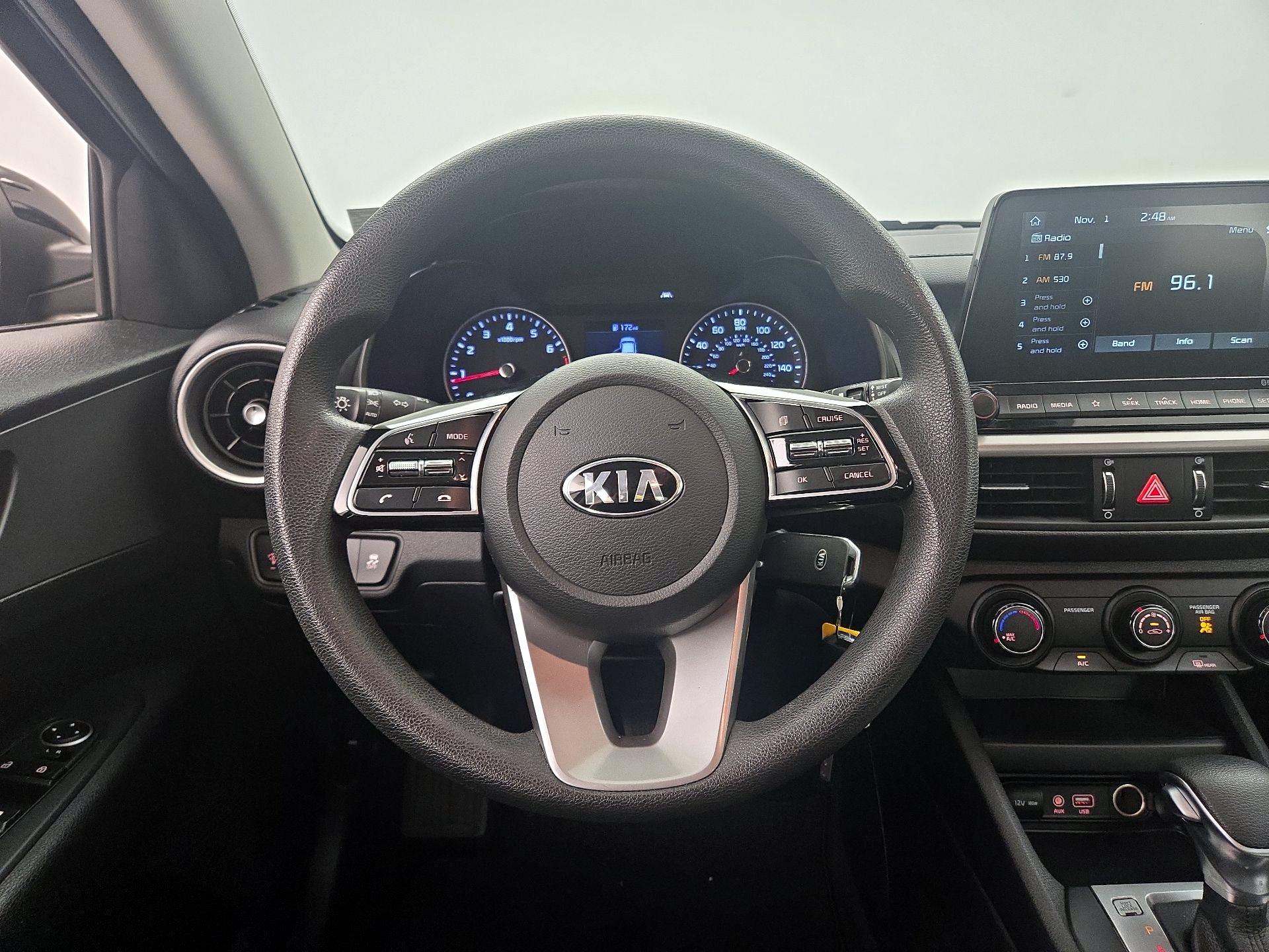 Thumbnail: 2020 Kia Forte - 10