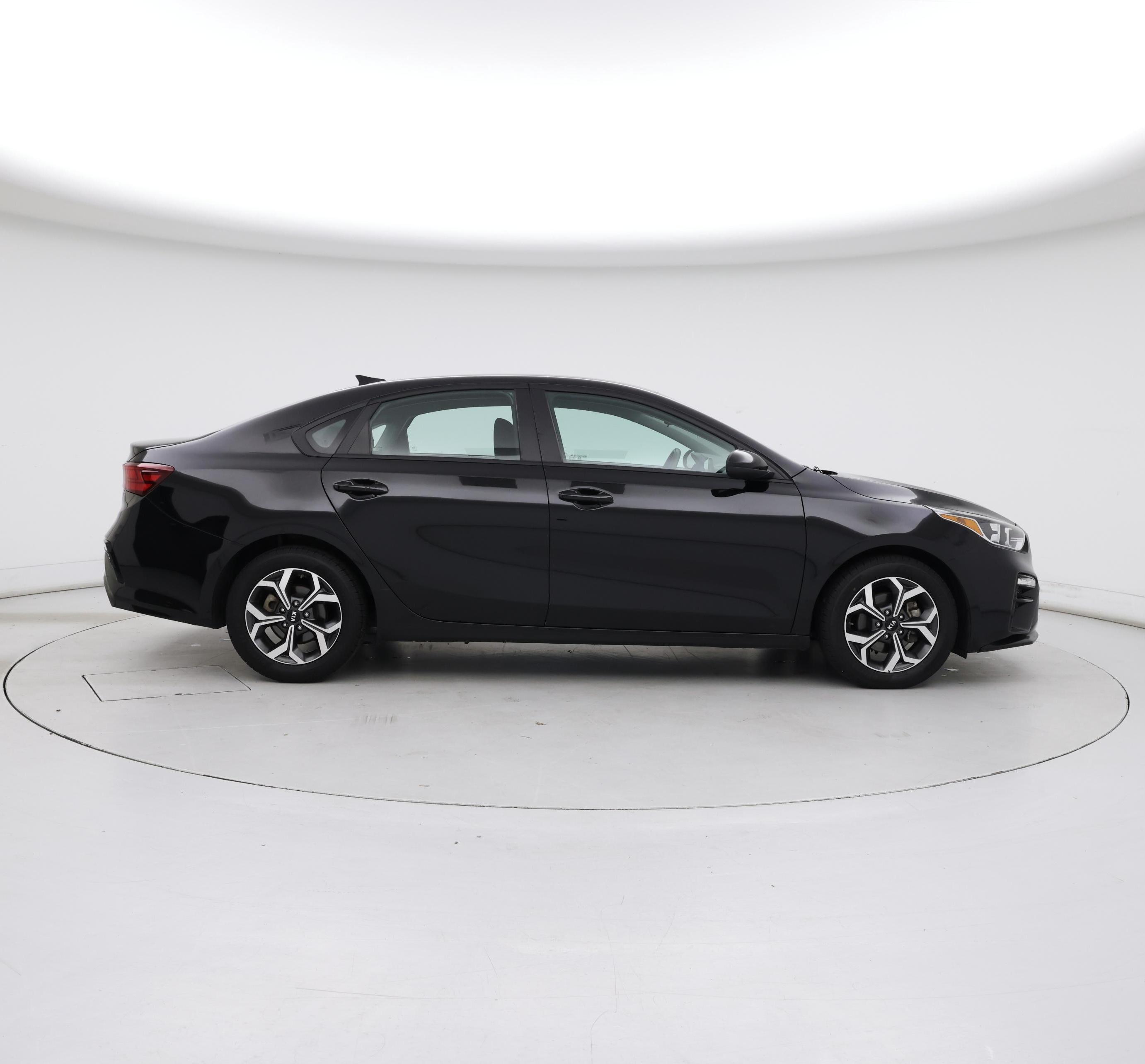 Thumbnail: 2020 Kia Forte - 7