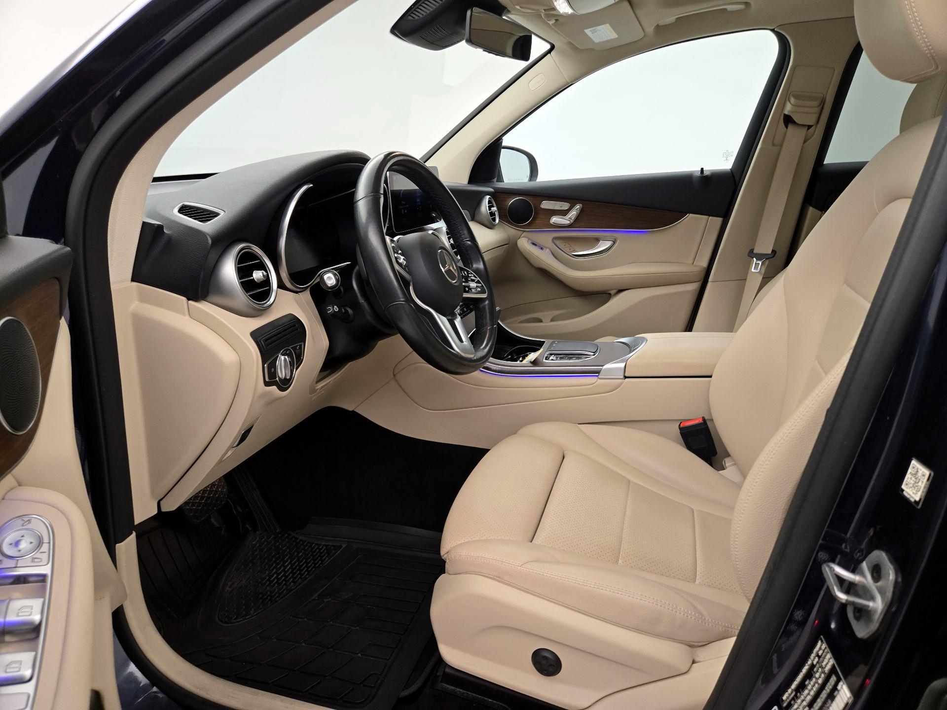 Thumbnail: 2022 Mercedes-Benz GLC - 11