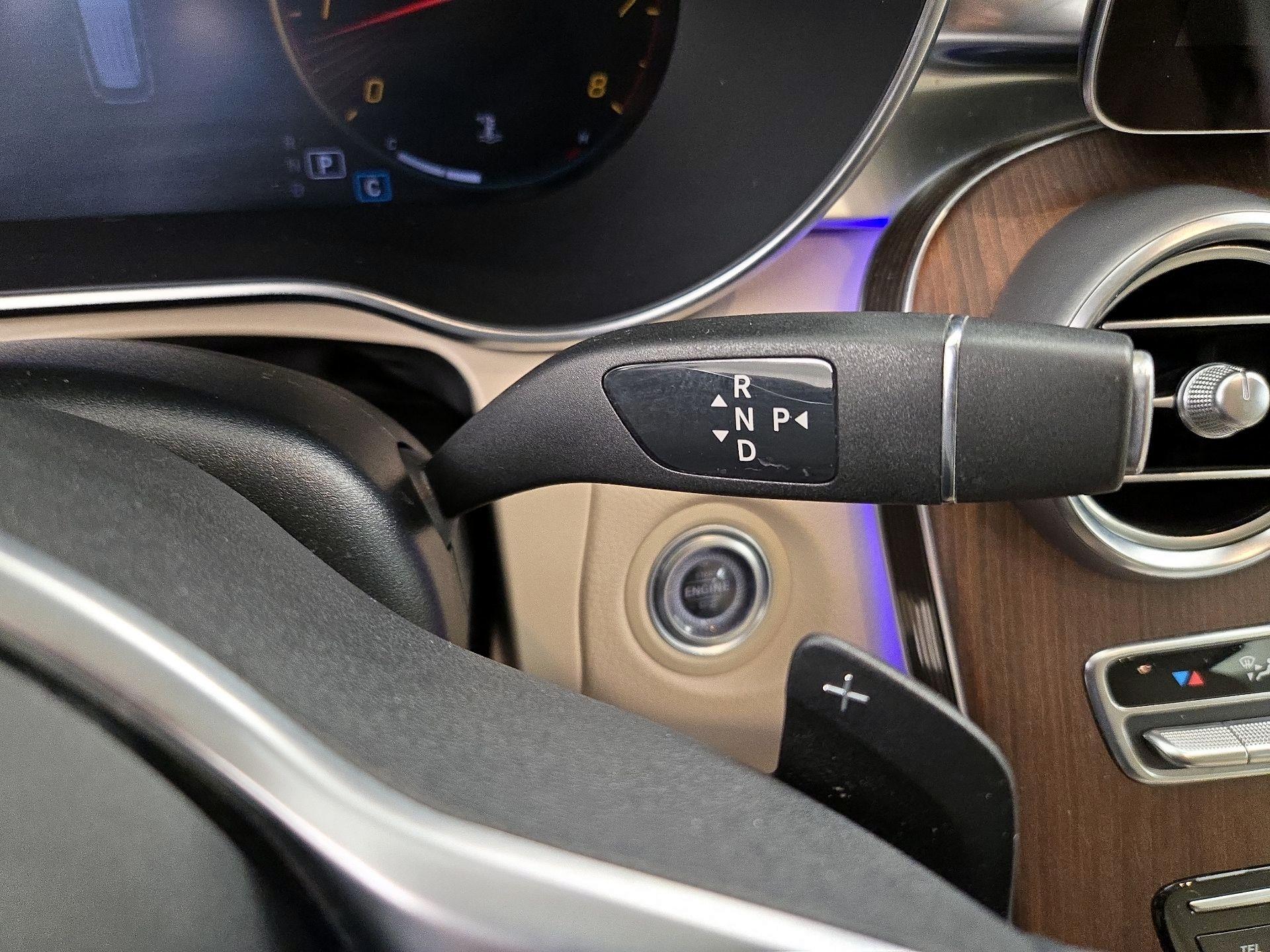 Thumbnail: 2022 Mercedes-Benz GLC - 17