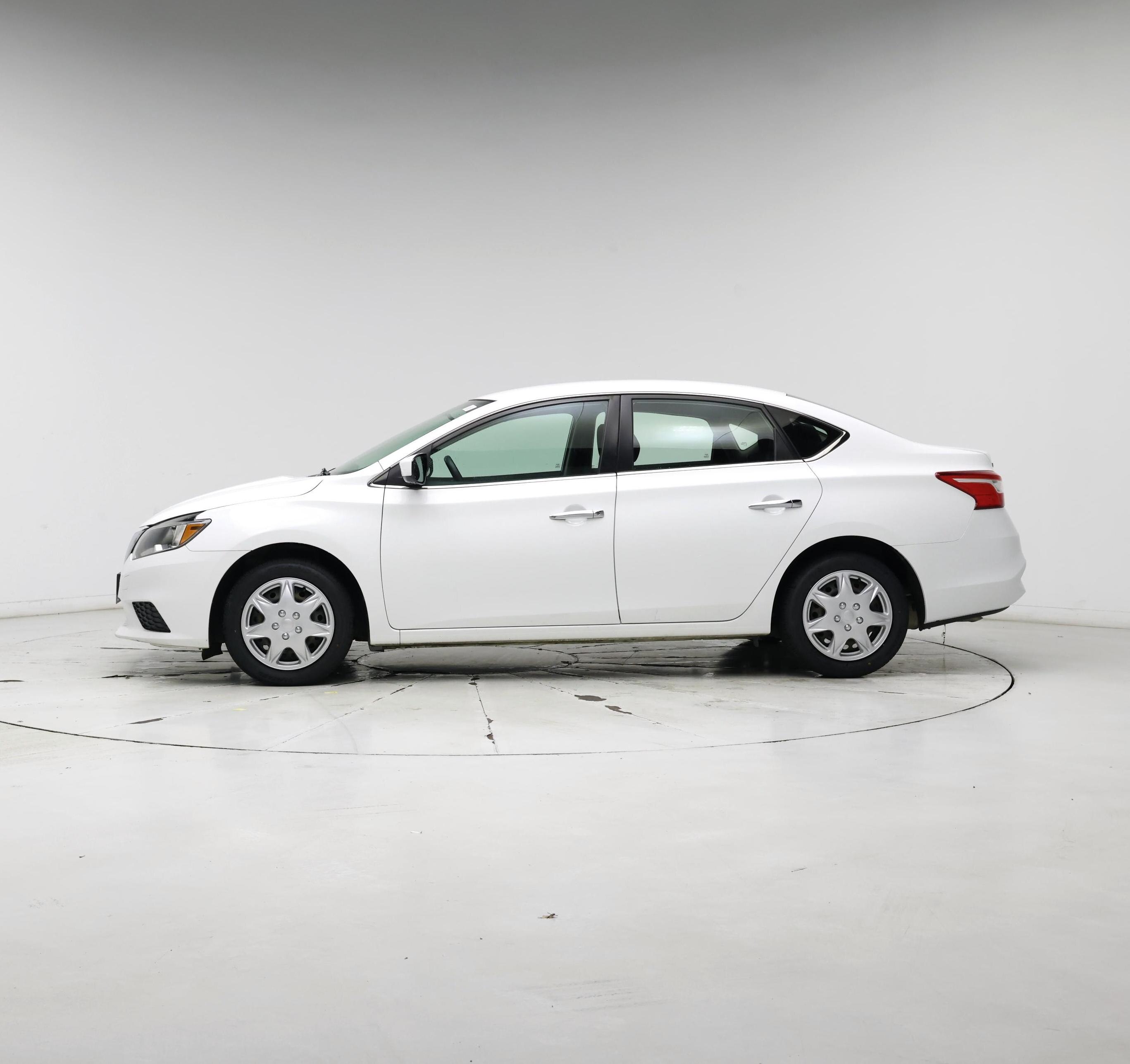 Thumbnail: 2017 Nissan Sentra - 3