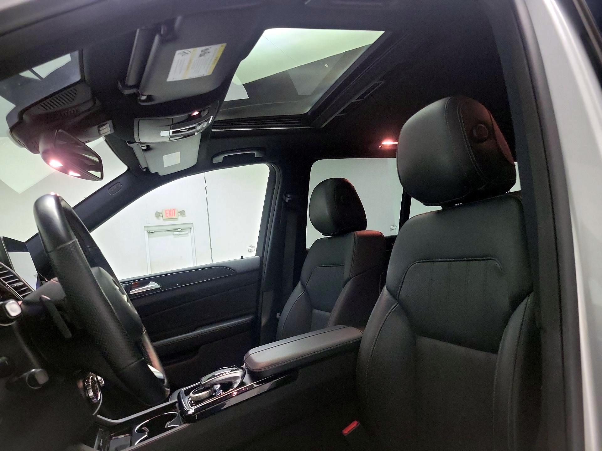 Thumbnail: 2018 Mercedes-Benz GLE - 20