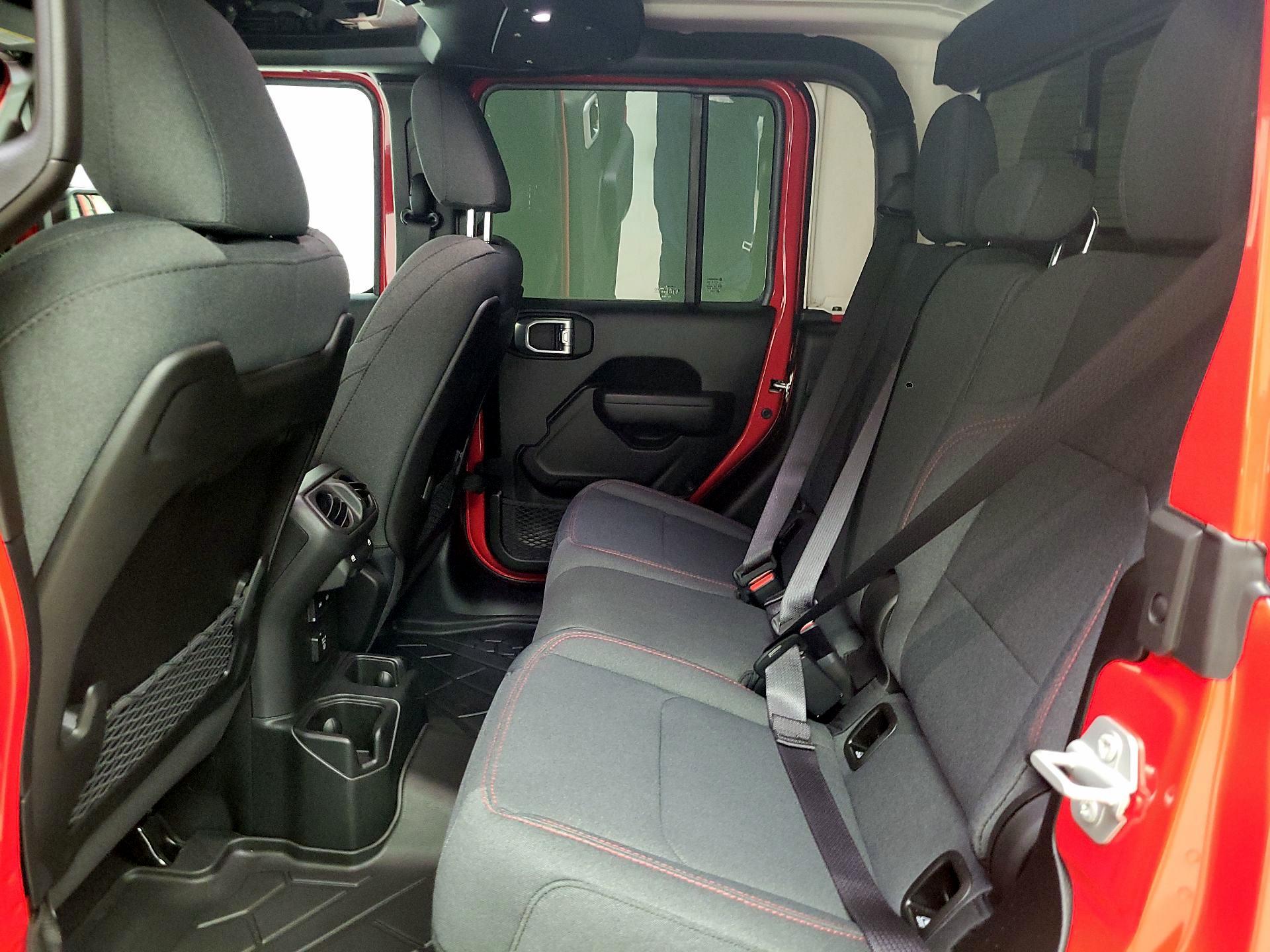 Thumbnail: 2025 Jeep Gladiator - 20