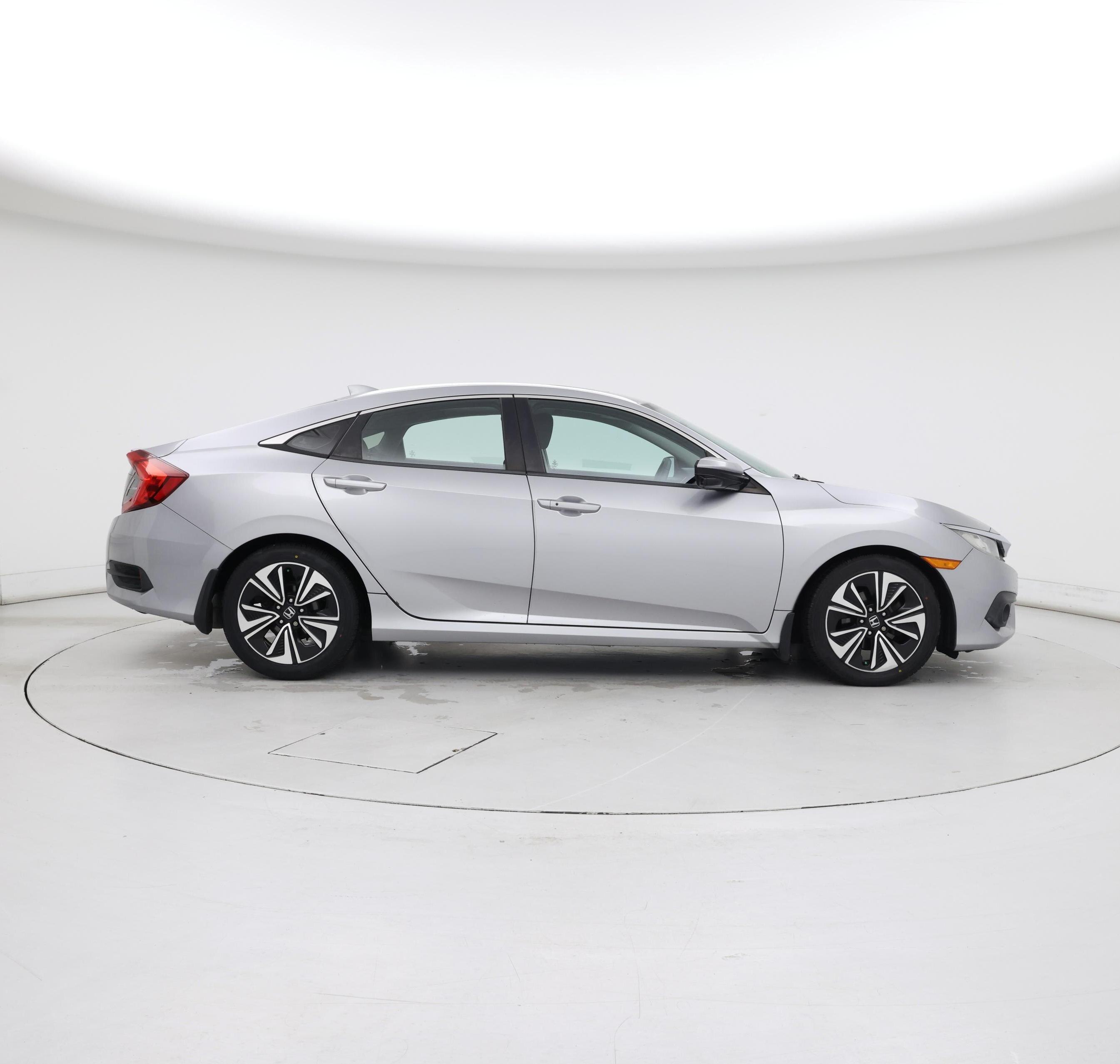 Thumbnail: 2016 Honda Civic - 7